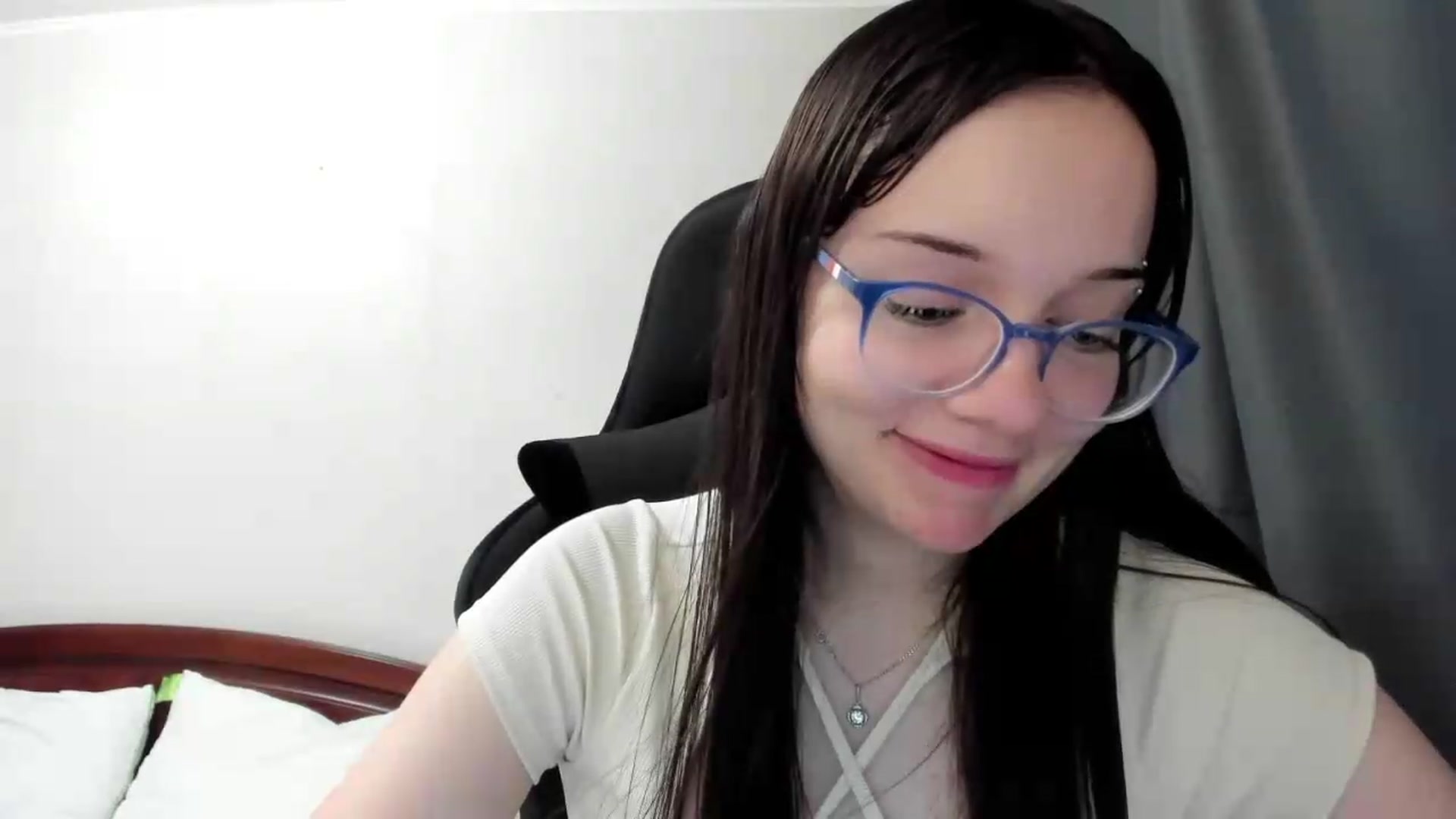 Gallery image thumbnail from Baby_Melania's myfreecams stream on, 07/03/2026, 24:36 image 6 of 20