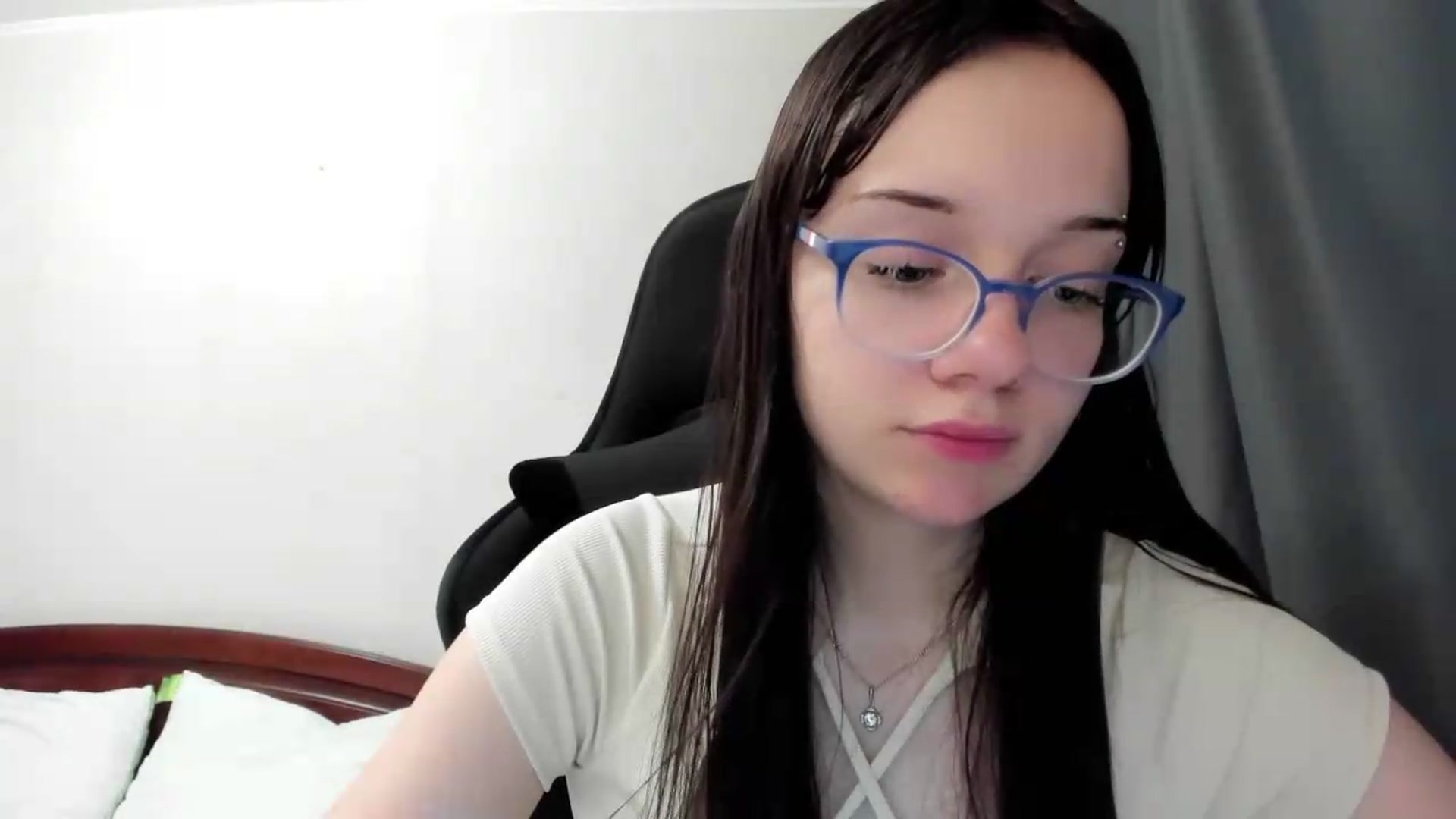 Gallery image thumbnail from Baby_Melania's myfreecams stream on, 07/03/2026, 24:36 image 13 of 20