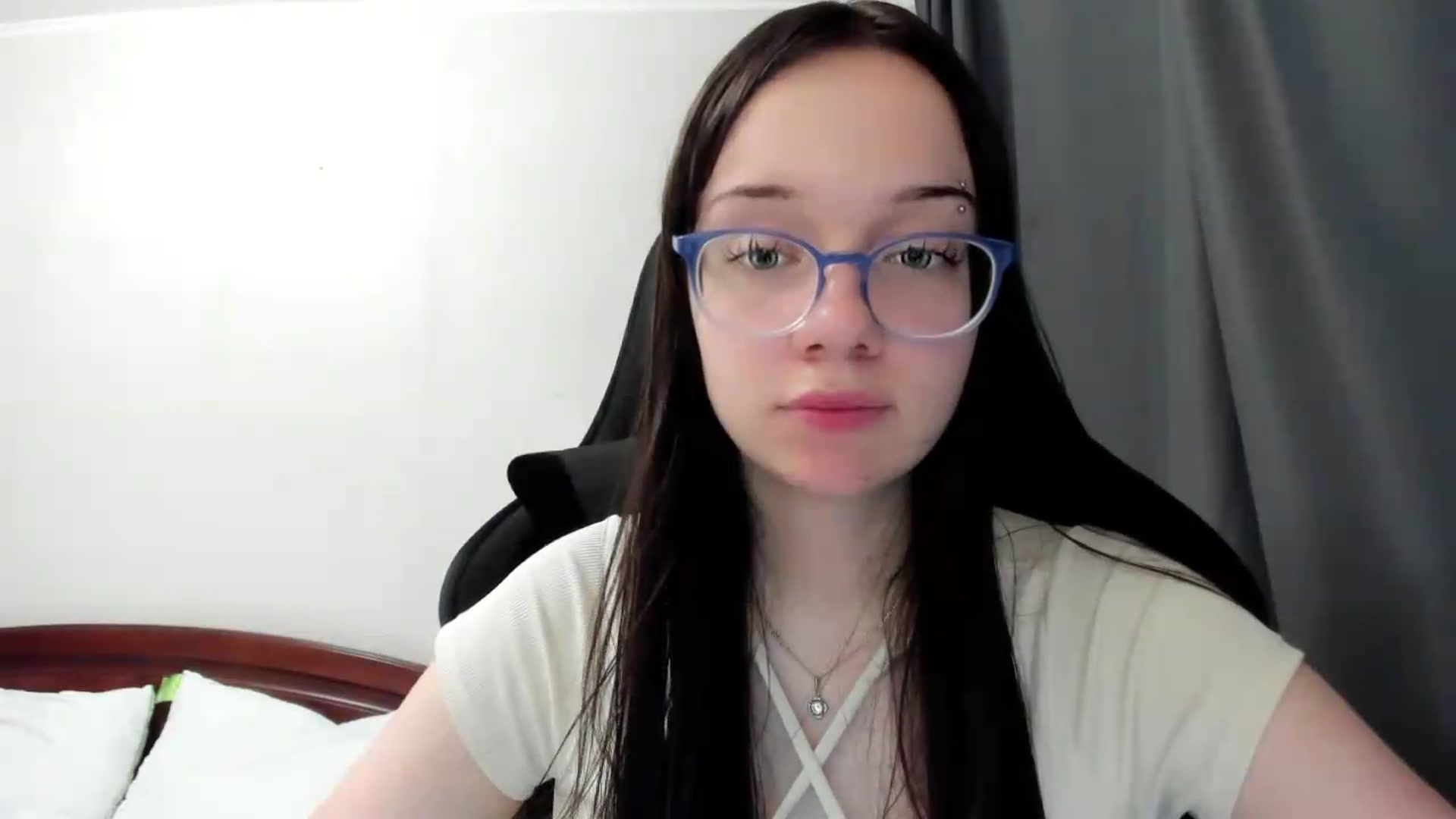 Gallery image thumbnail from Baby_Melania's myfreecams stream on, 07/03/2026, 24:36 image 14 of 20