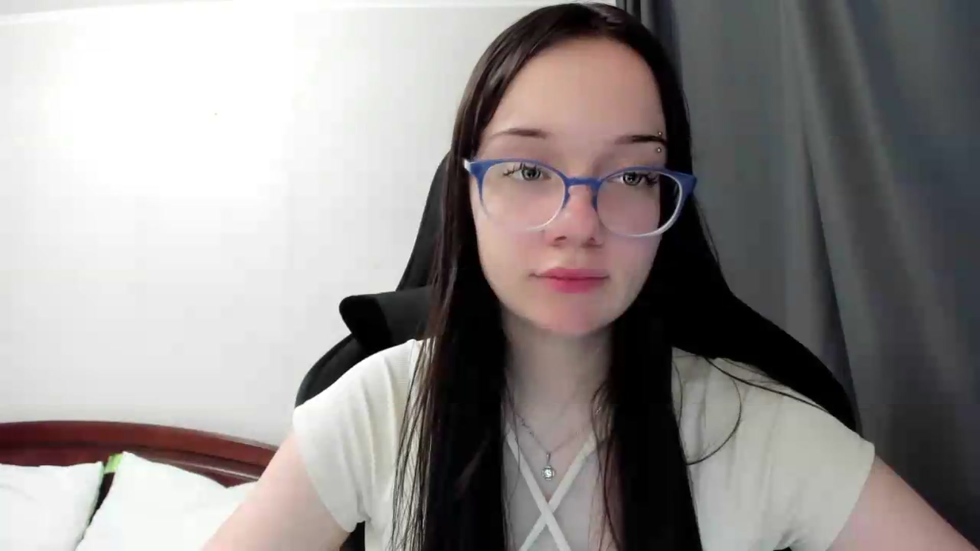 Gallery image thumbnail from Baby_Melania's myfreecams stream on, 07/03/2026, 24:36 image 11 of 20