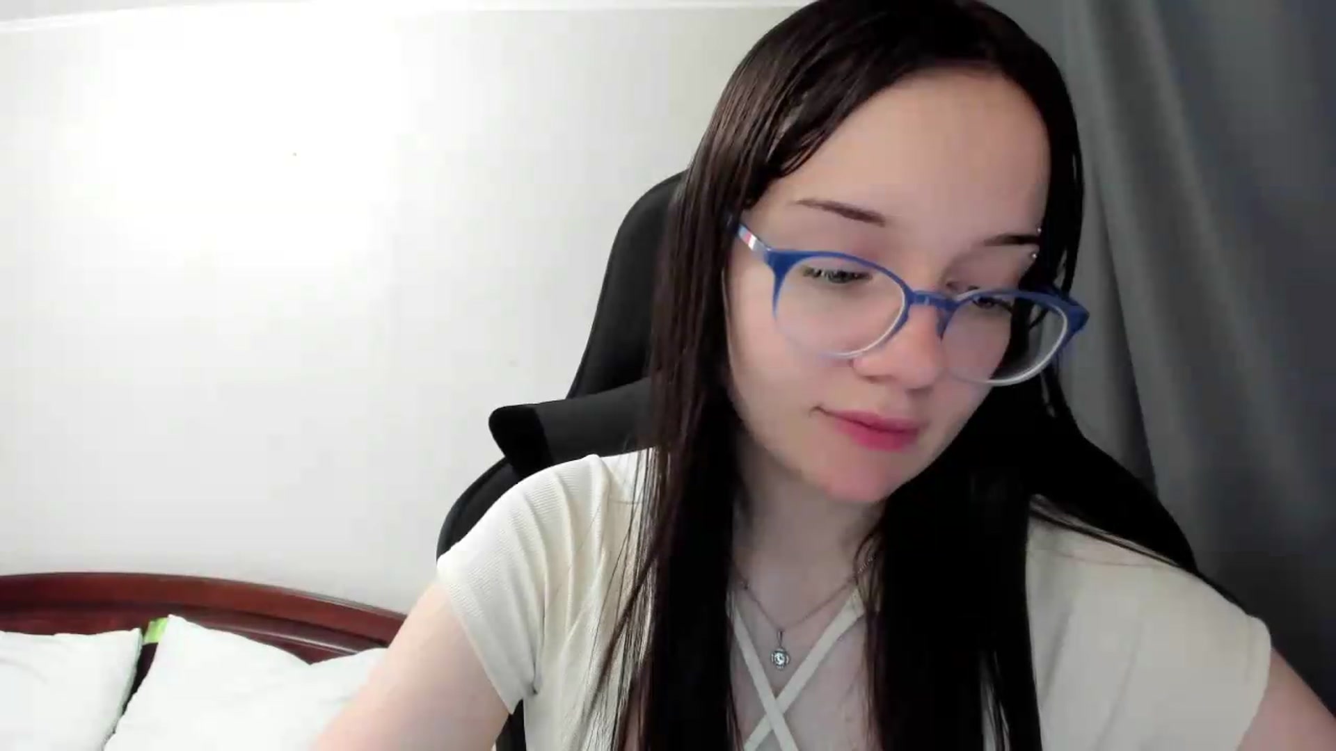 Gallery image thumbnail from Baby_Melania's myfreecams stream on, 07/03/2026, 24:36 image 5 of 20