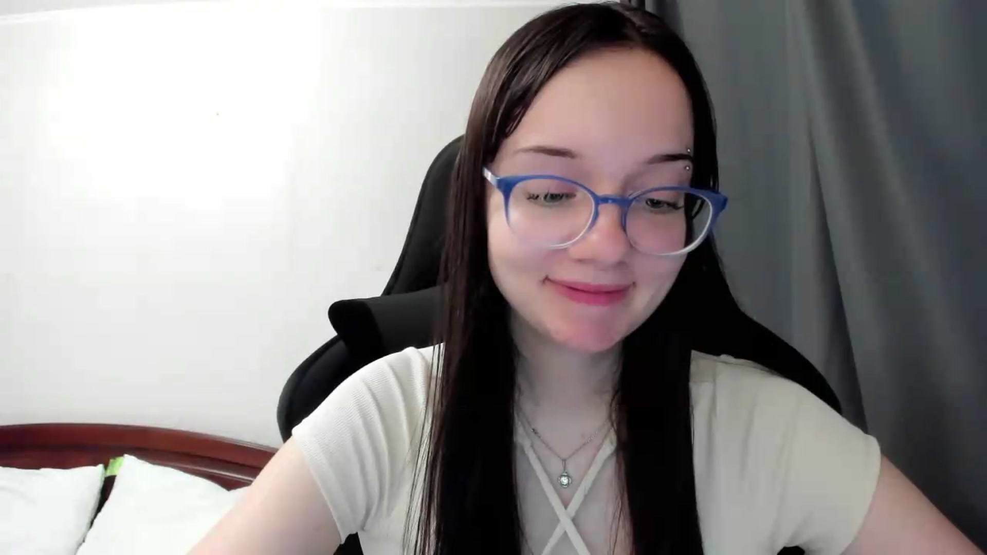 Gallery image thumbnail from Baby_Melania's myfreecams stream on, 07/03/2026, 24:36 image 2 of 20