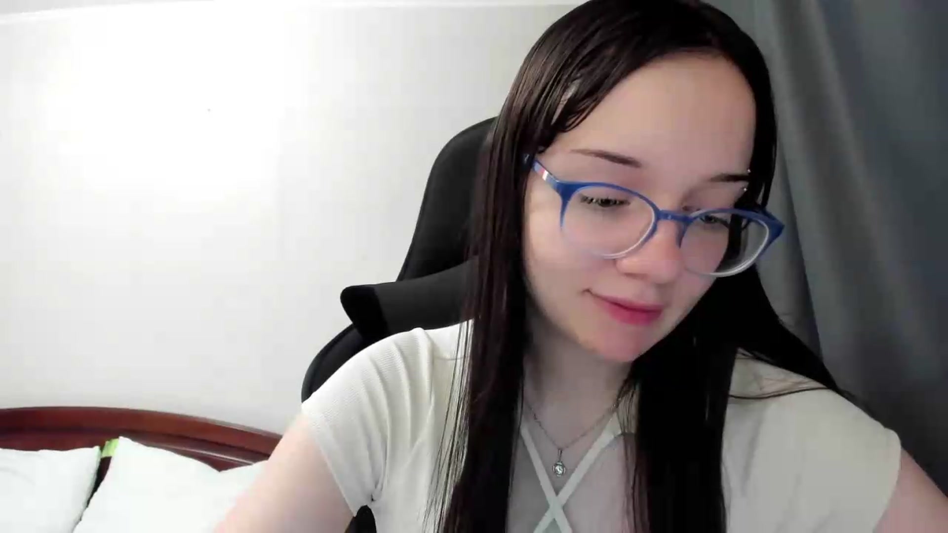 Gallery image thumbnail from Baby_Melania's myfreecams stream on, 07/03/2026, 24:36 image 7 of 20