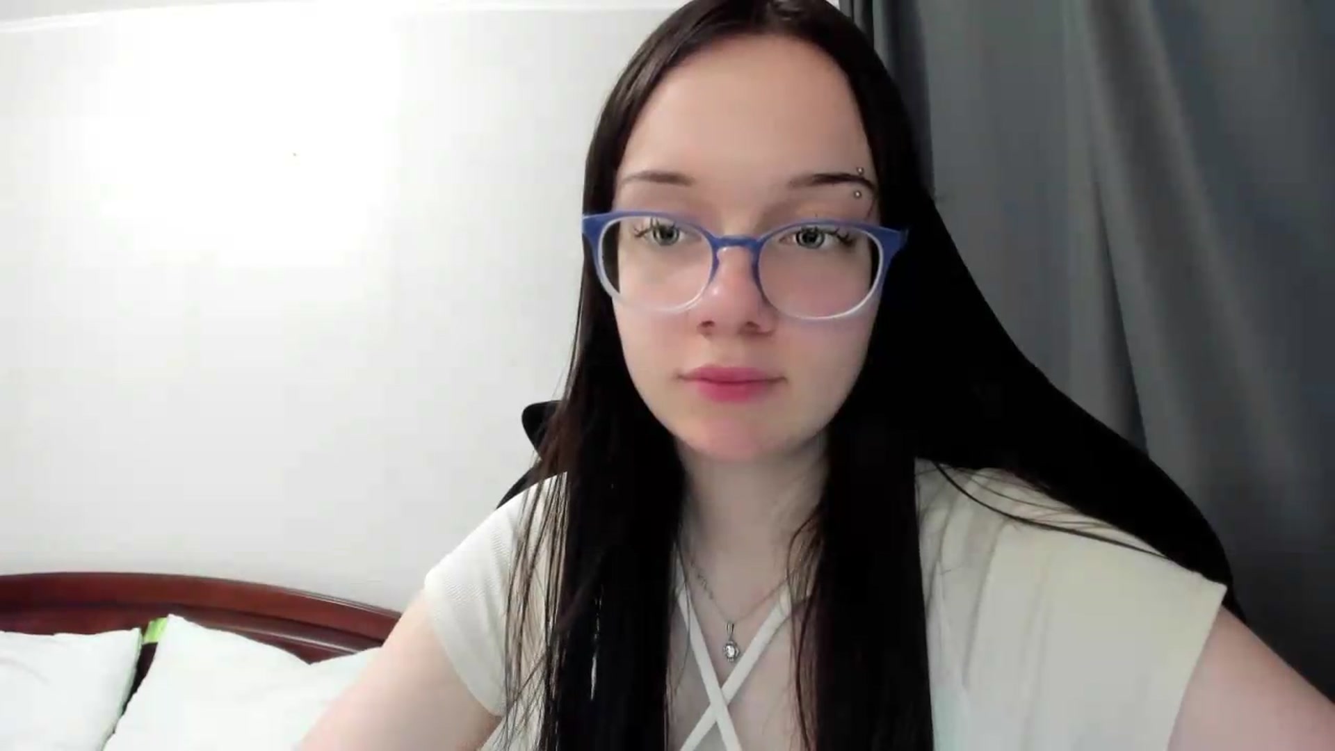 Gallery image thumbnail from Baby_Melania's myfreecams stream on, 07/03/2026, 24:36 image 12 of 20