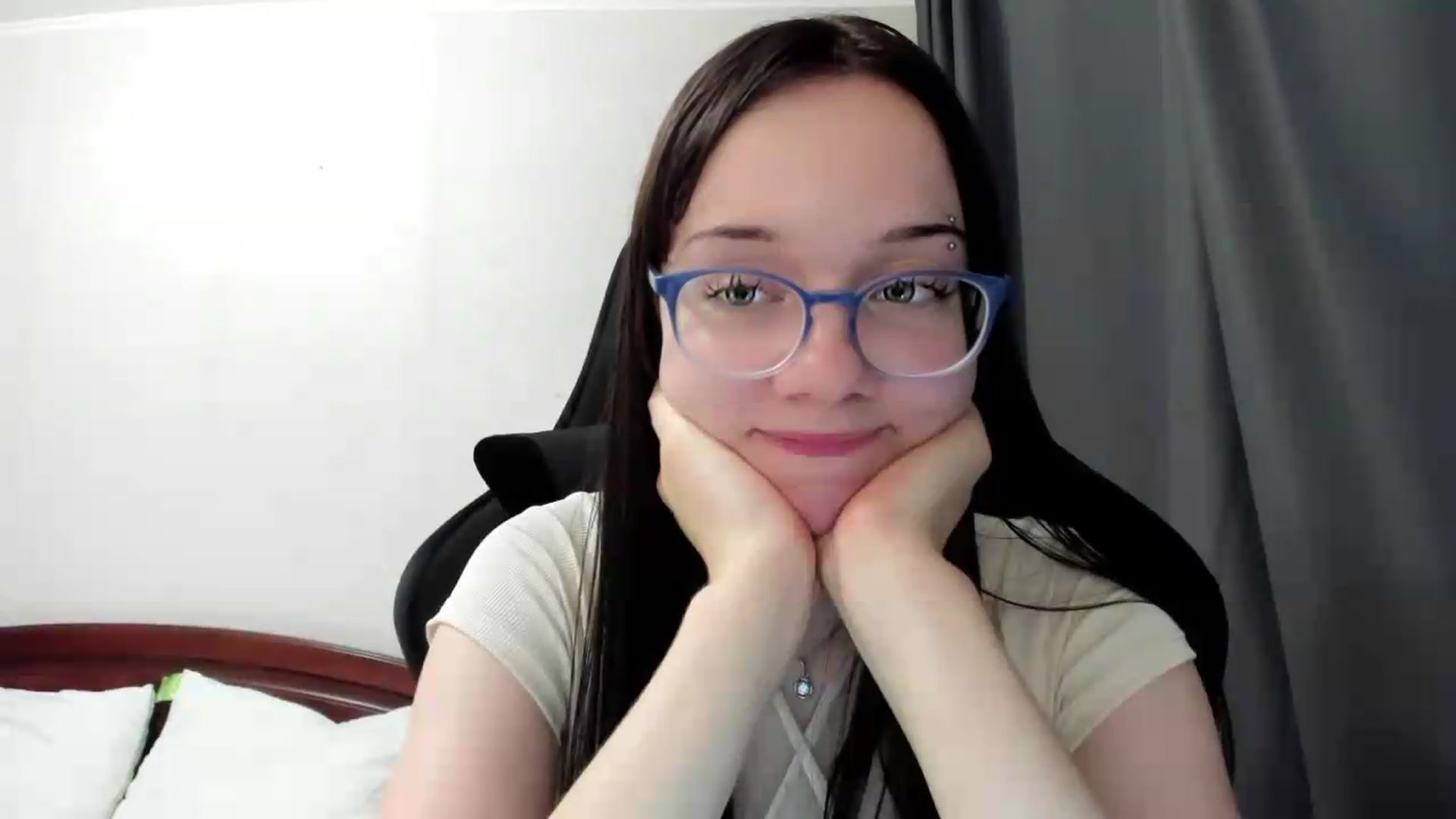 Gallery image thumbnail from Baby_Melania's myfreecams stream on, 07/03/2026, 24:36 image 8 of 20