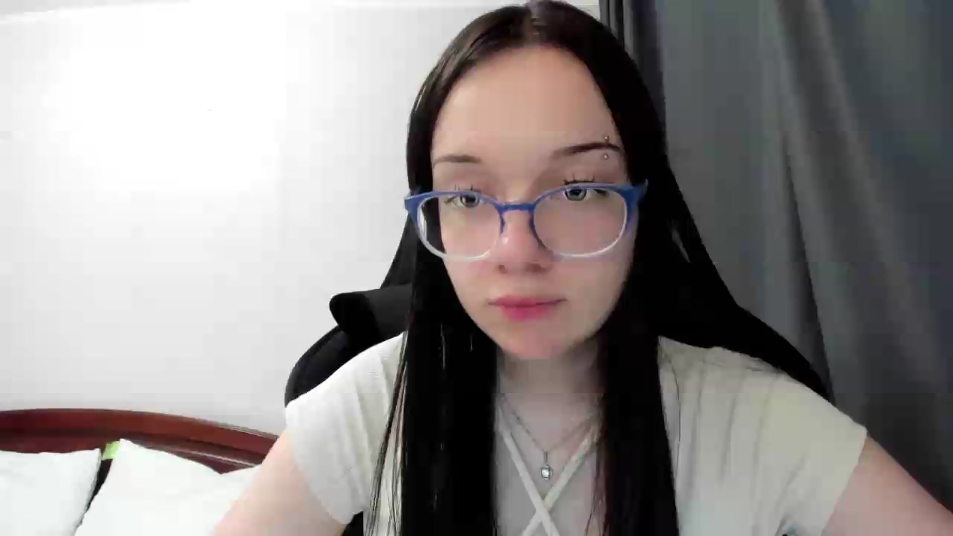 Gallery image thumbnail from Baby_Melania's myfreecams stream on, 07/03/2026, 24:36 image 1 of 20