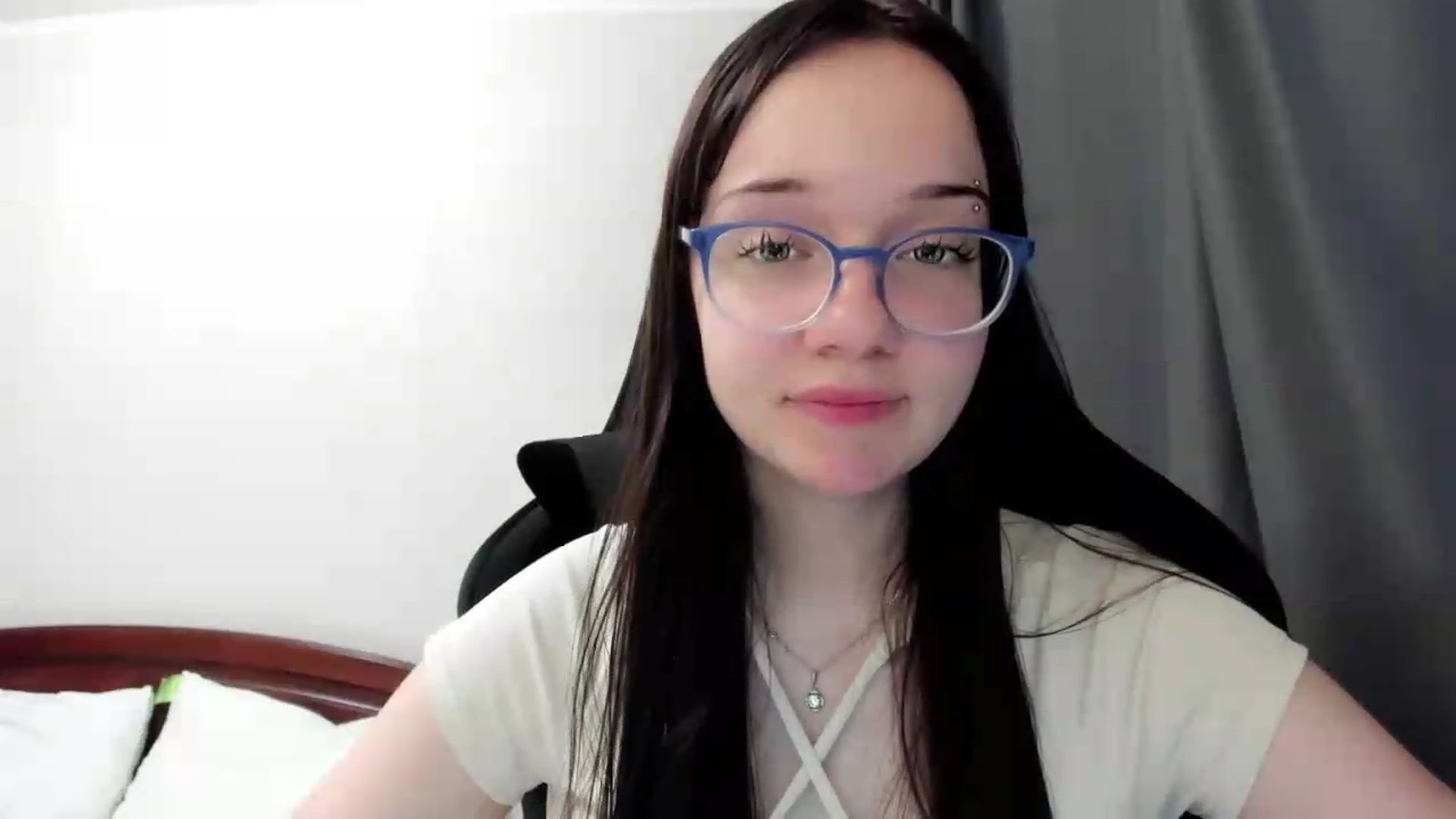 Gallery image thumbnail from Baby_Melania's myfreecams stream on, 07/03/2026, 24:36 image 10 of 20