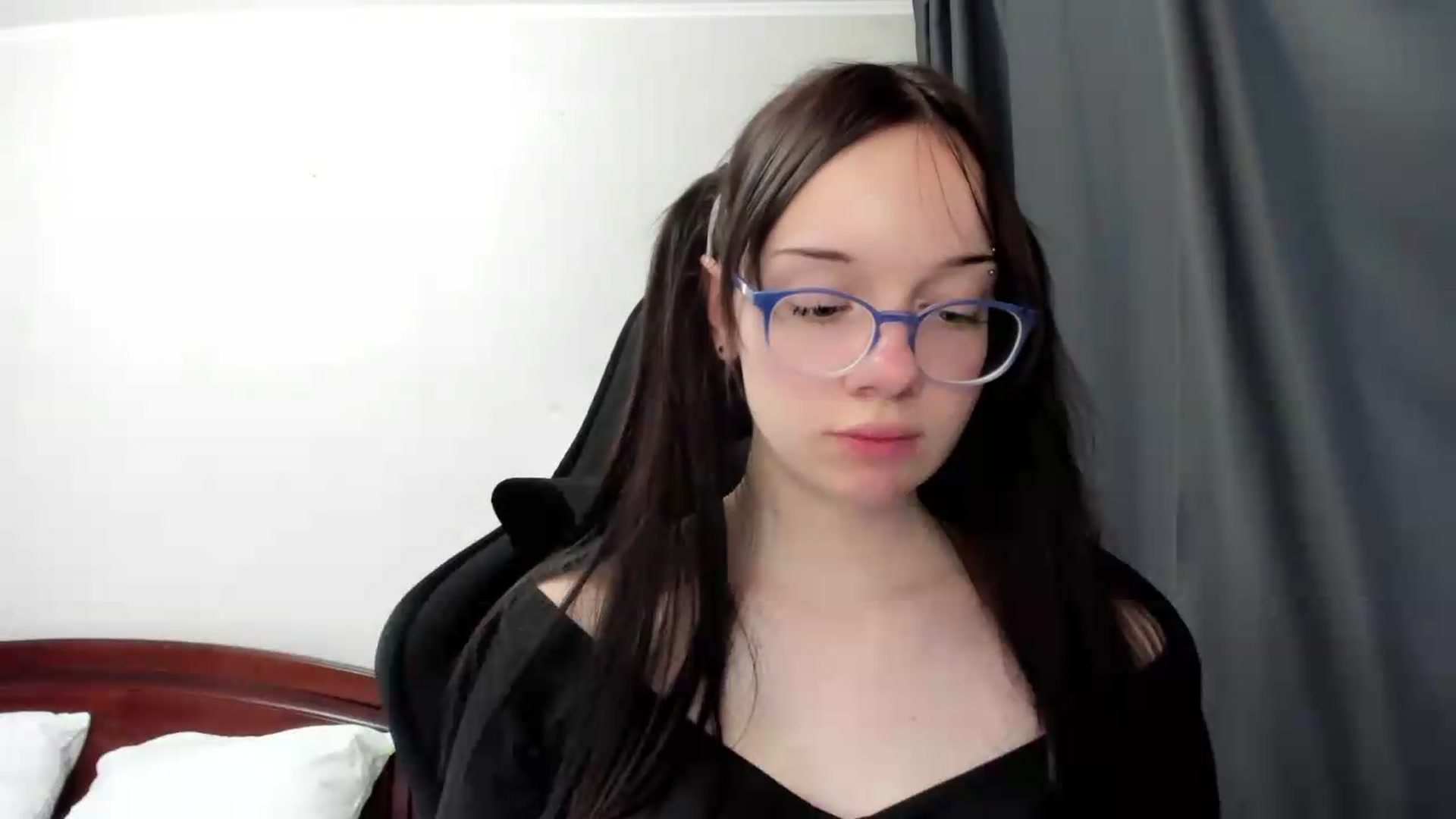 Gallery image thumbnail from Baby_Melania's myfreecams stream on, 07/07/2026, 21:35 image 20 of 20