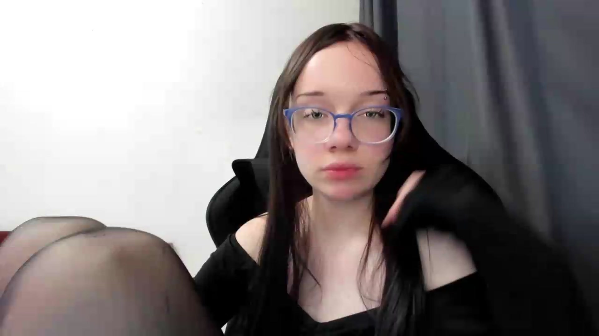 Gallery image thumbnail from Baby_Melania's myfreecams stream on, 07/07/2026, 22:59 image 19 of 20