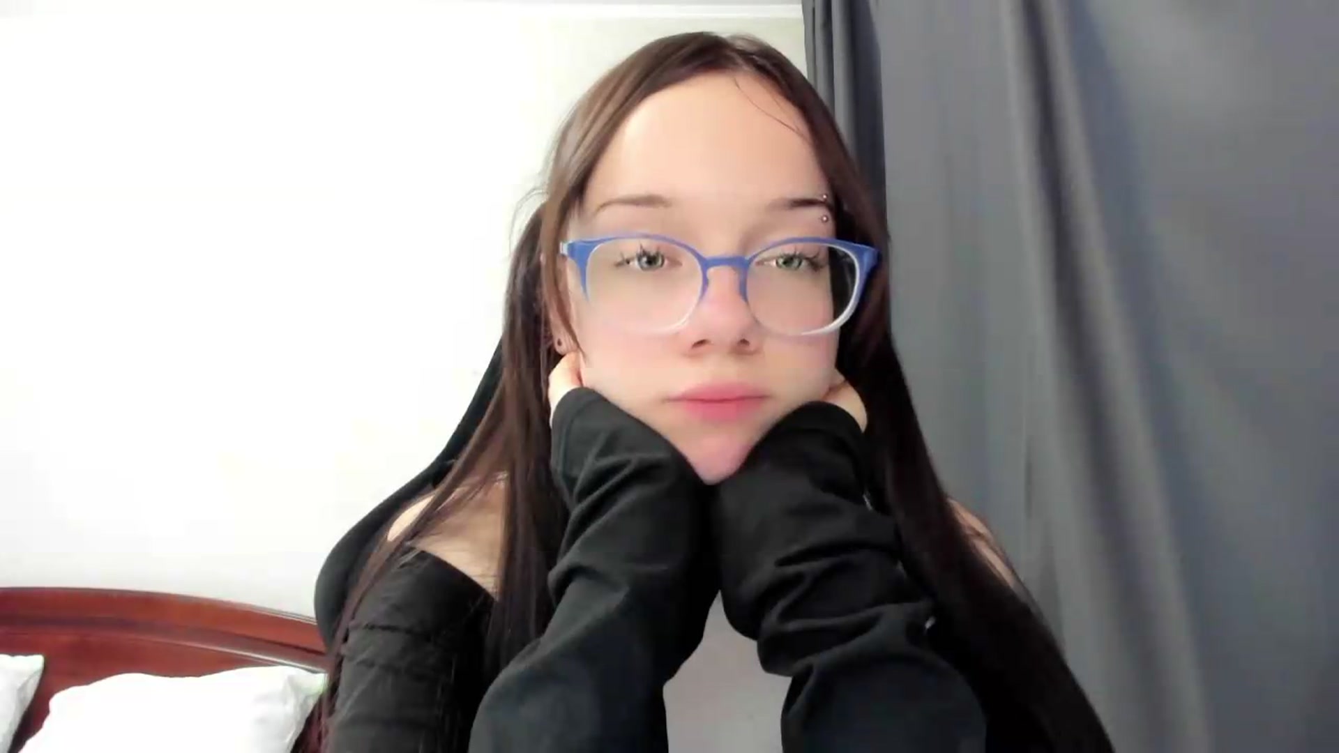 Gallery image thumbnail from Baby_Melania's myfreecams stream on, 07/07/2026, 22:59 image 14 of 20