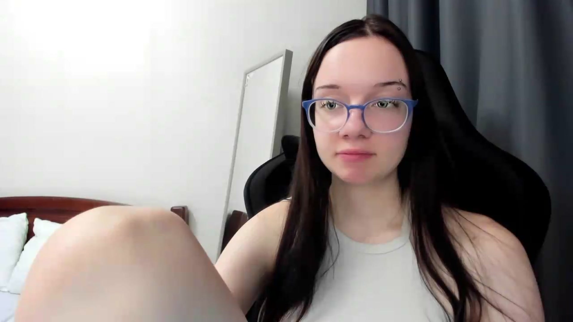 Gallery image thumbnail from Baby_Melania's myfreecams stream on, 07/09/2026, 24:15 image 2 of 20