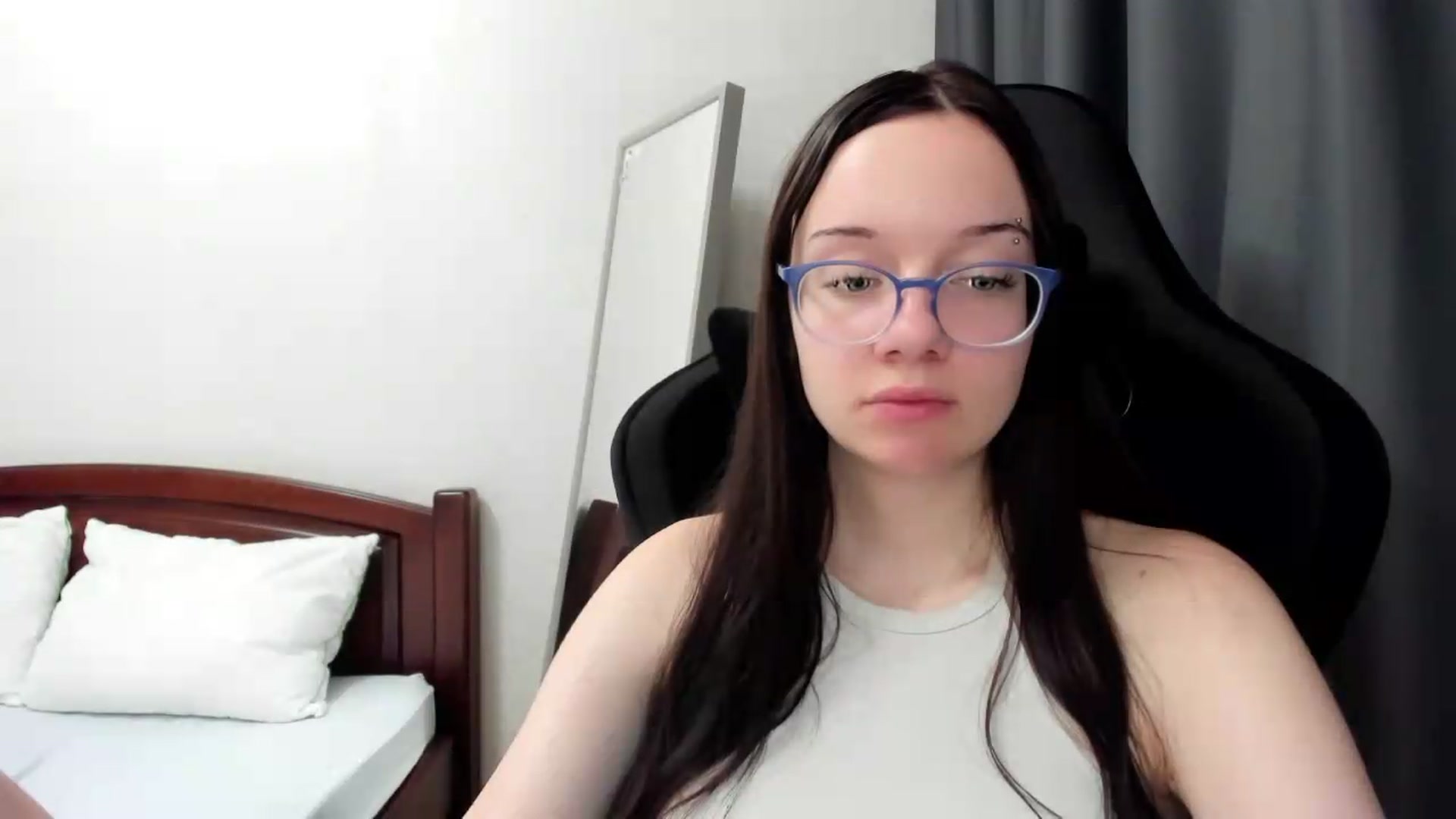 Gallery image thumbnail from Baby_Melania's myfreecams stream on, 07/09/2026, 24:15 image 20 of 20