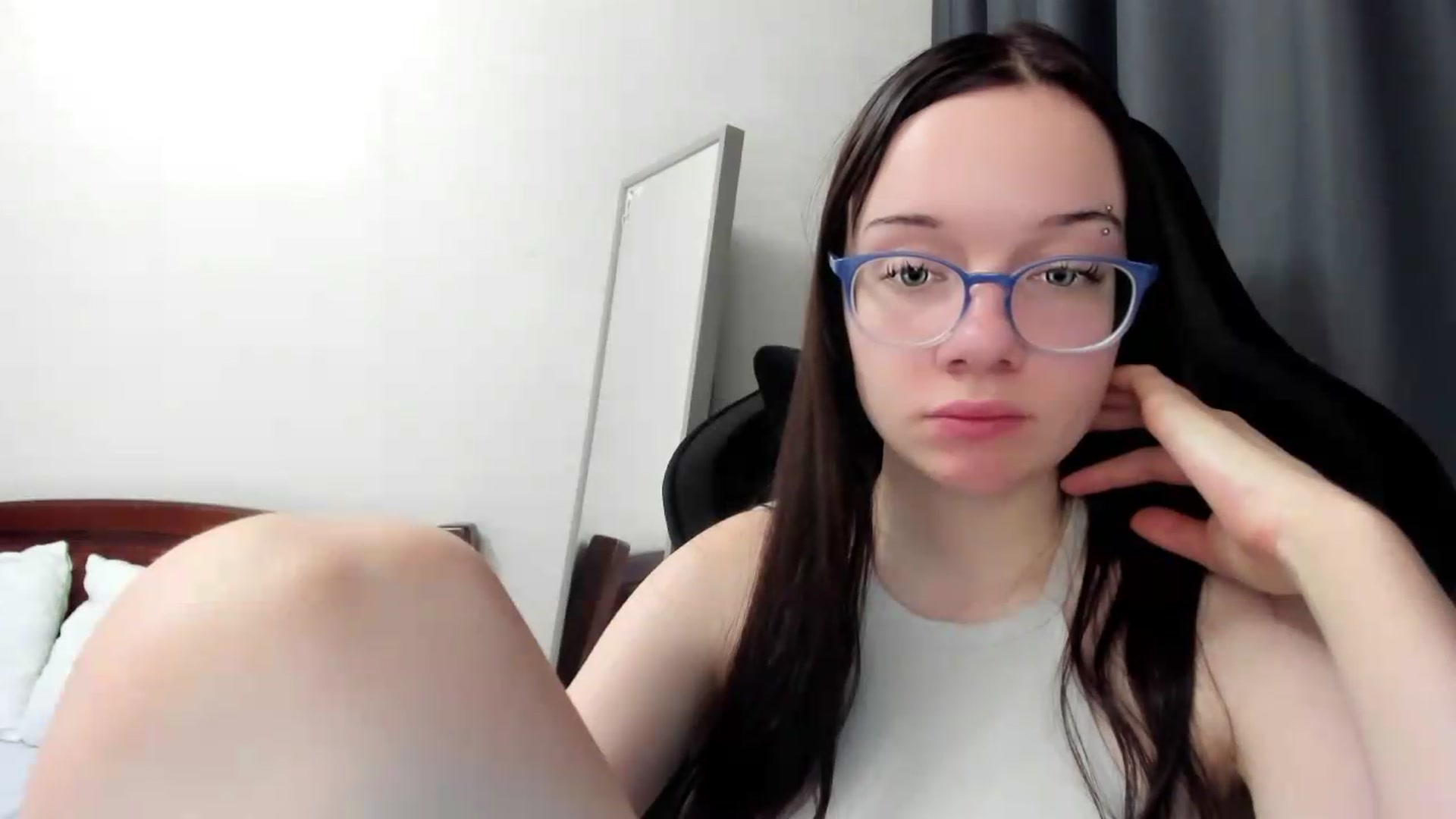 Gallery image thumbnail from Baby_Melania's myfreecams stream on, 07/09/2026, 24:15 image 7 of 20