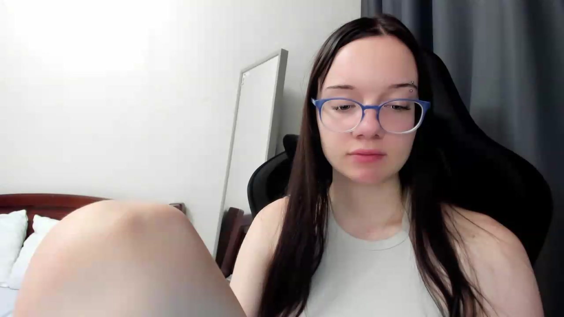 Gallery image thumbnail from Baby_Melania's myfreecams stream on, 07/09/2026, 24:15 image 4 of 20