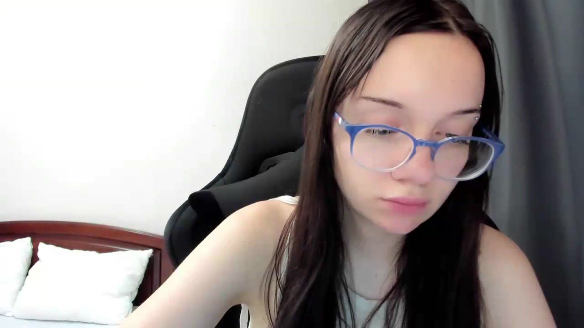 Gallery image thumbnail from Baby_Melania's myfreecams stream on, 07/09/2026, 01:43 image 8 of 20