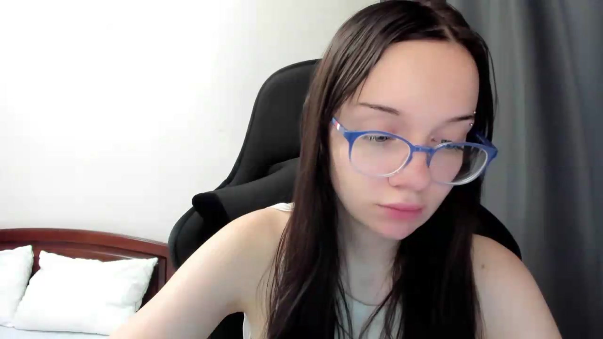 Gallery image thumbnail from Baby_Melania's myfreecams stream on, 07/09/2026, 01:43 image 7 of 20