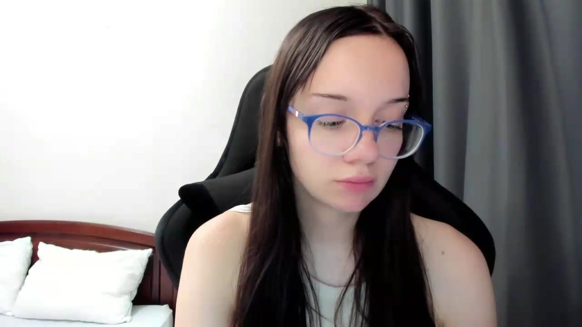 Gallery image thumbnail from Baby_Melania's myfreecams stream on, 07/09/2026, 01:43 image 6 of 20