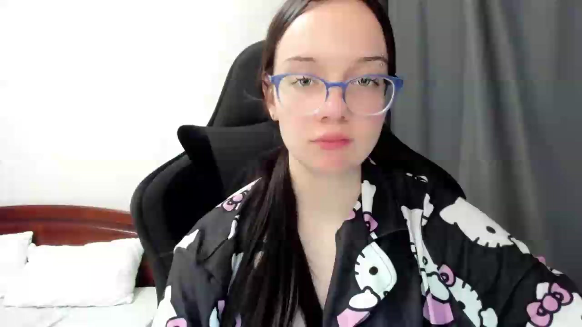 Gallery image thumbnail from Baby_Melania's myfreecams stream on, 07/09/2026, 19:14 image 14 of 20