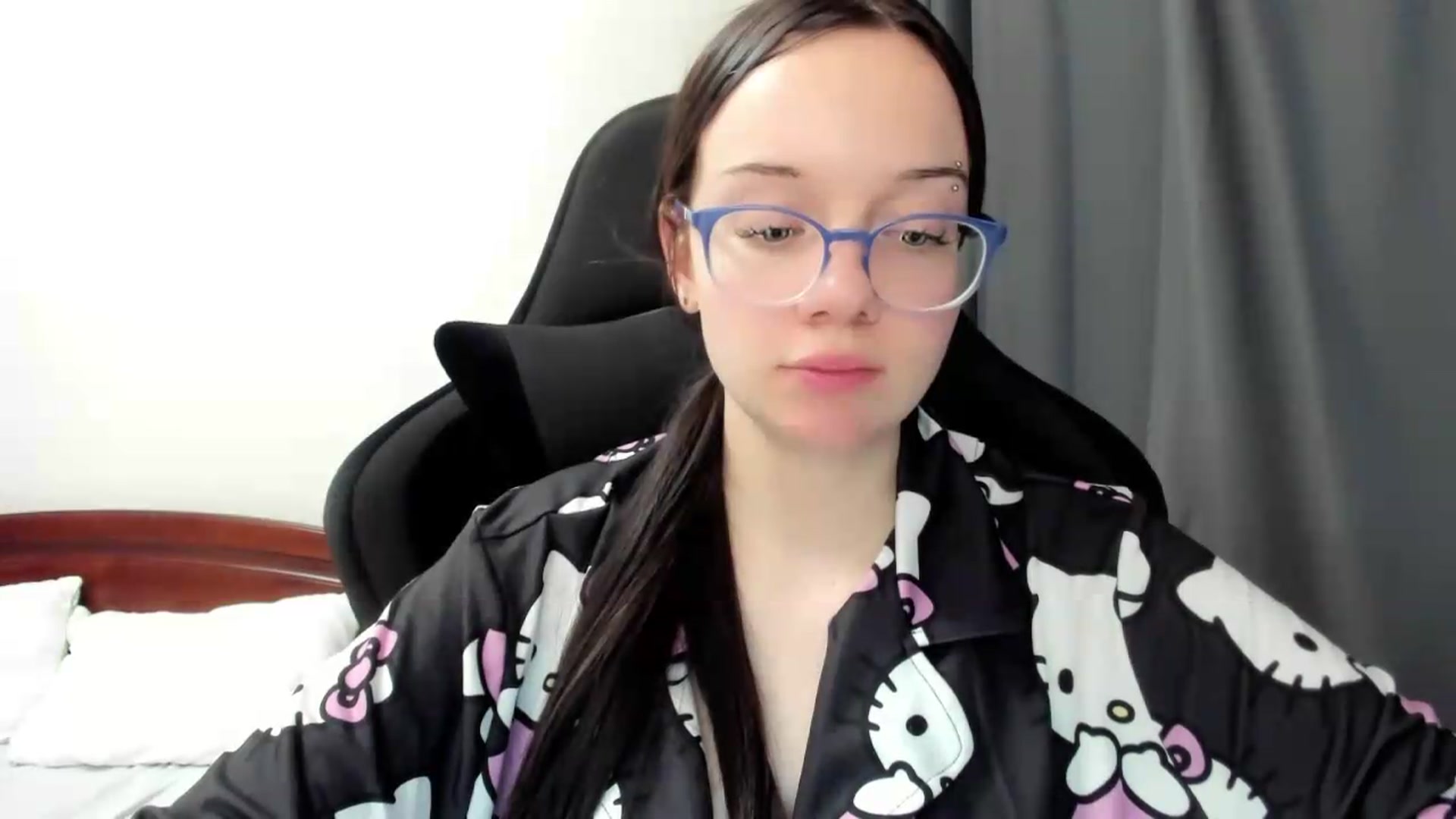Gallery image thumbnail from Baby_Melania's myfreecams stream on, 07/09/2026, 19:14 image 3 of 20