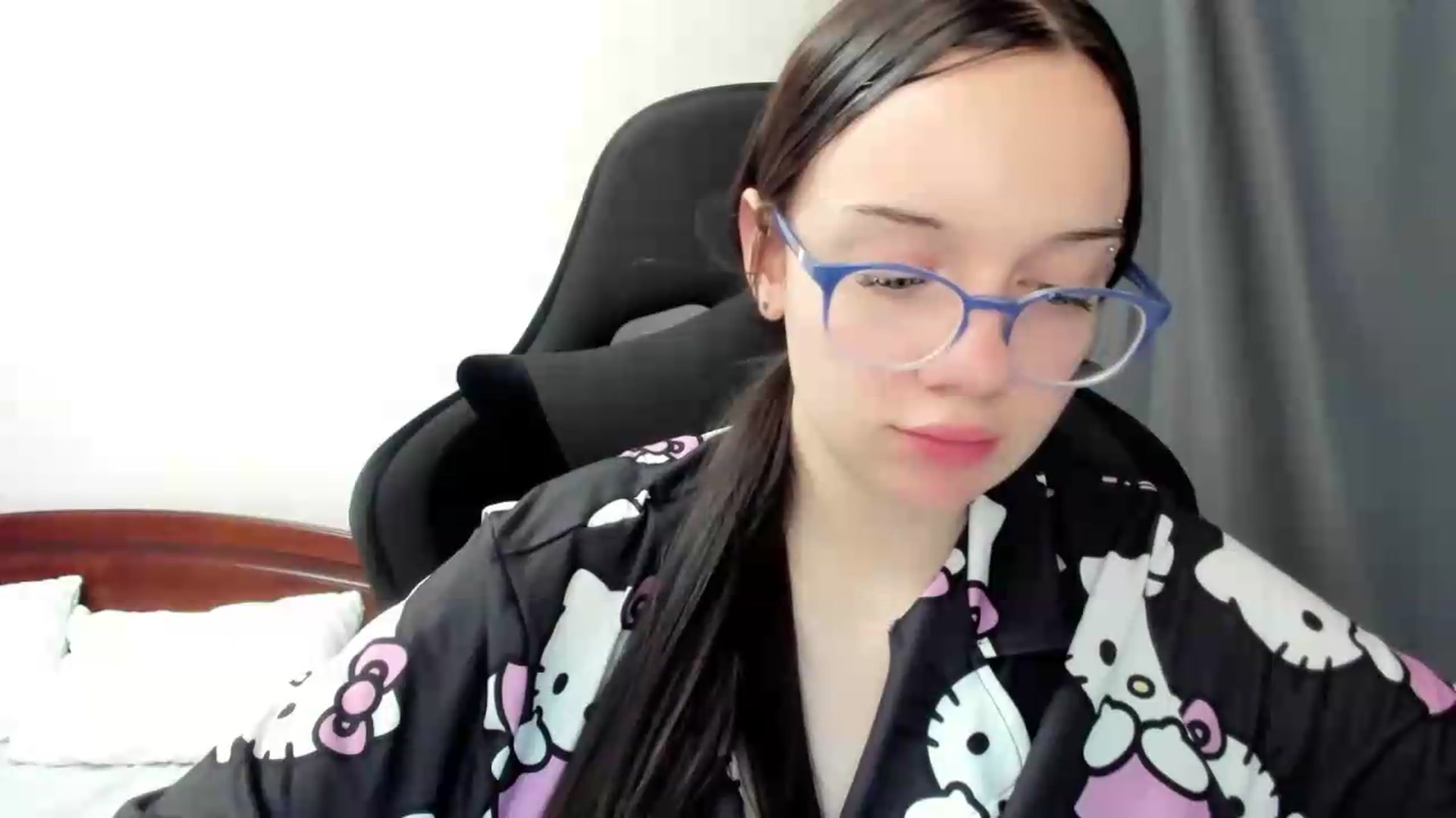 Gallery image thumbnail from Baby_Melania's myfreecams stream on, 07/09/2026, 19:14 image 6 of 20