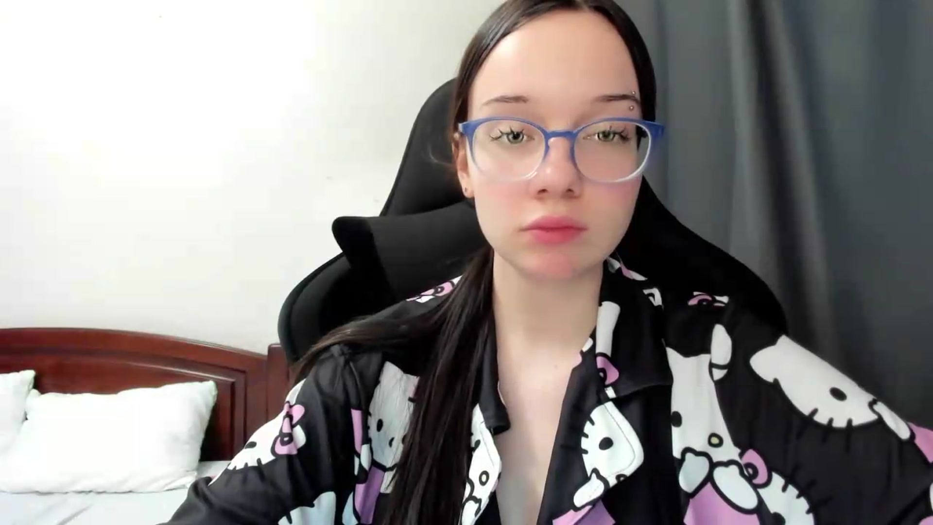 Gallery image thumbnail from Baby_Melania's myfreecams stream on, 07/09/2026, 20:26 image 8 of 20
