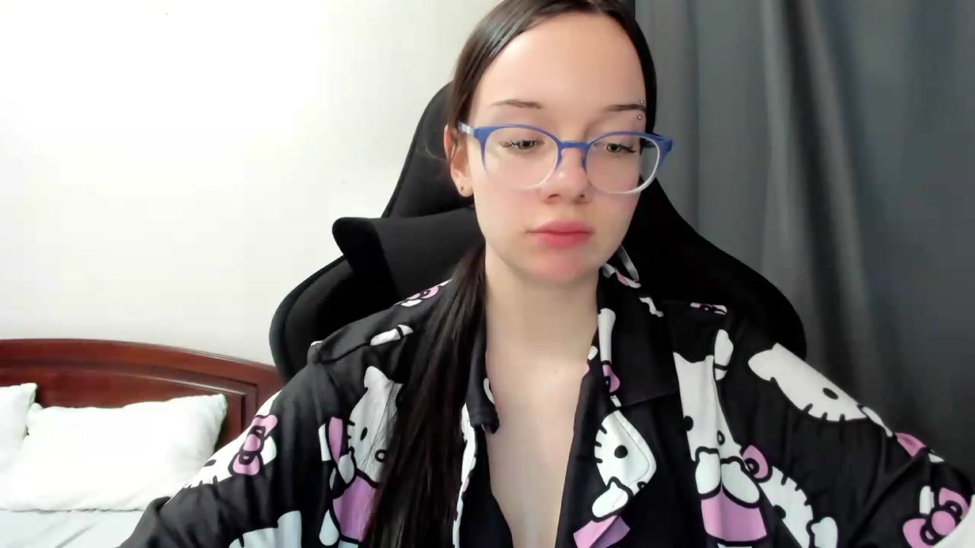 Gallery image thumbnail from Baby_Melania's myfreecams stream on, 07/09/2026, 20:26 image 5 of 20