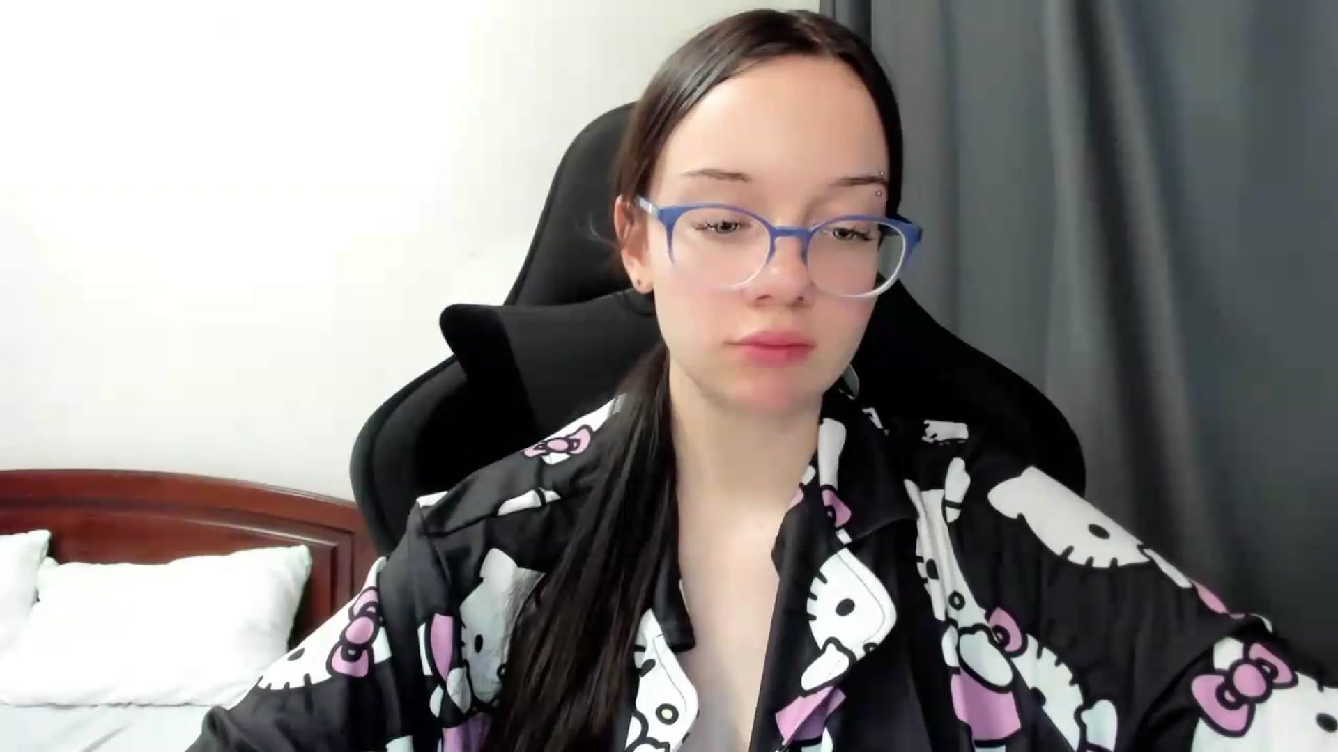 Gallery image thumbnail from Baby_Melania's myfreecams stream on, 07/09/2026, 20:26 image 11 of 20