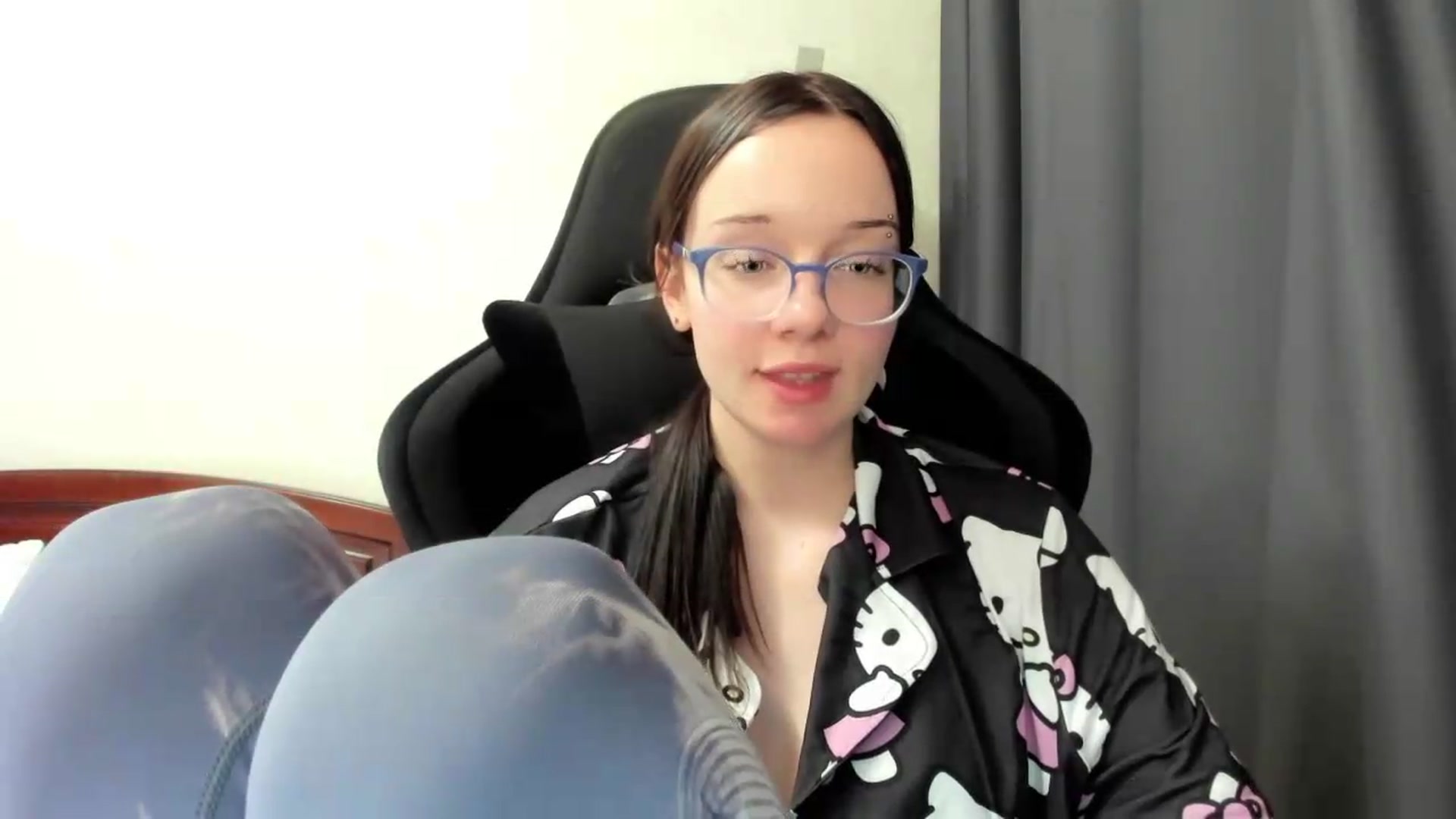 Gallery image thumbnail from Baby_Melania's myfreecams stream on, 07/09/2026, 20:26 image 12 of 20