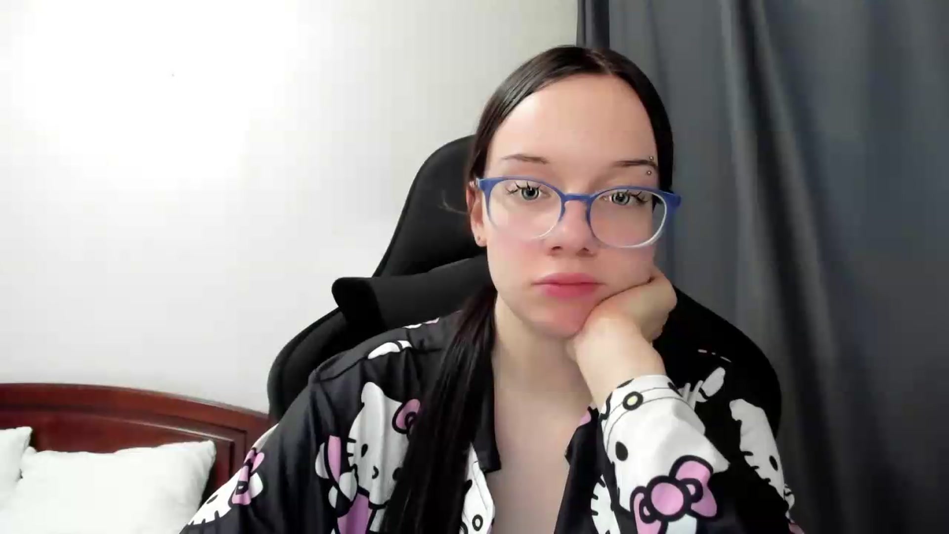 Gallery image thumbnail from Baby_Melania's myfreecams stream on, 07/09/2026, 20:26 image 2 of 20