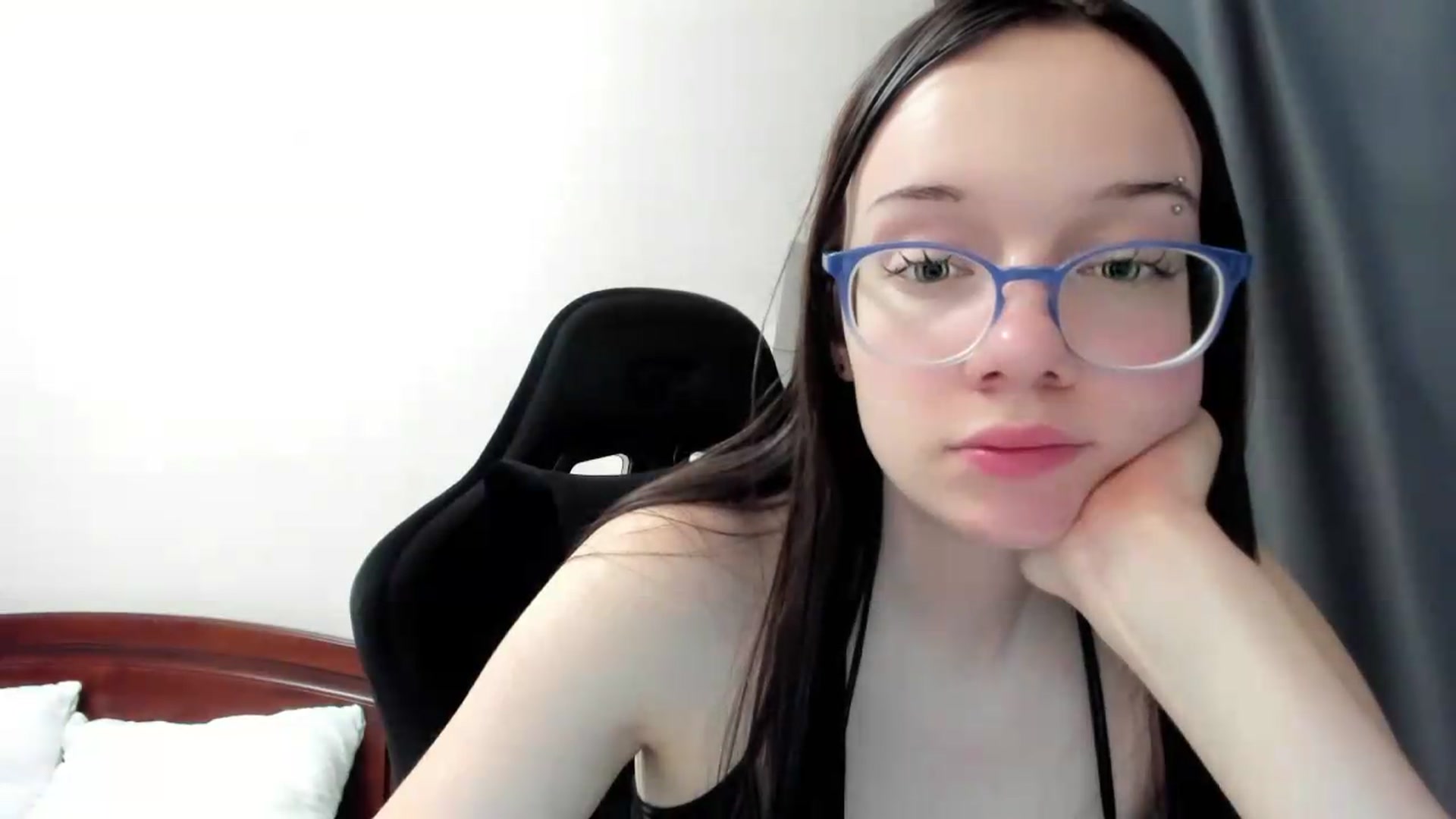 Gallery image thumbnail from Baby_Melania's myfreecams stream on, 07/10/2026, 24:30 image 20 of 20