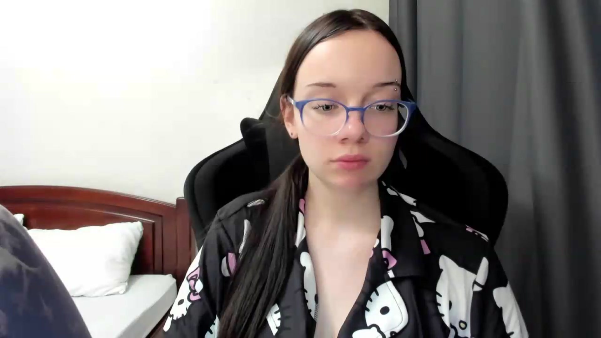 Gallery image thumbnail from Baby_Melania's myfreecams stream on, 07/10/2026, 24:30 image 9 of 20