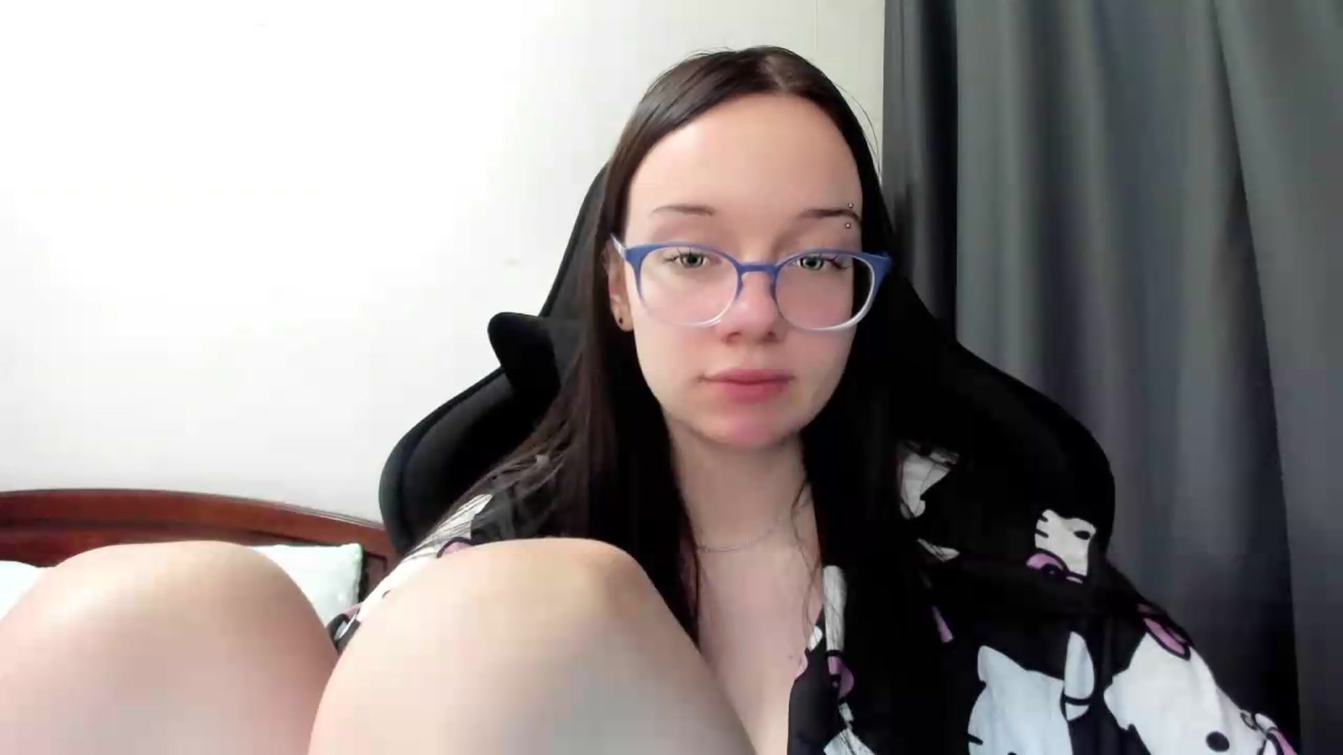 Gallery image thumbnail from Baby_Melania's myfreecams stream on, 07/11/2026, 23:06 image 17 of 20