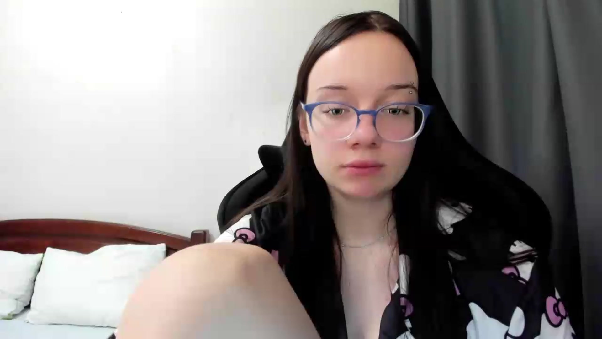 Gallery image thumbnail from Baby_Melania's myfreecams stream on, 07/11/2026, 23:06 image 13 of 20