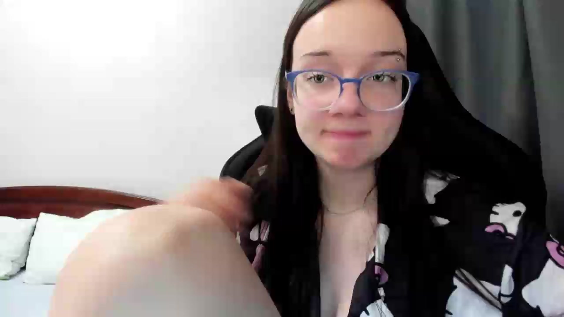 Gallery image thumbnail from Baby_Melania's myfreecams stream on, 07/11/2026, 23:06 image 18 of 20