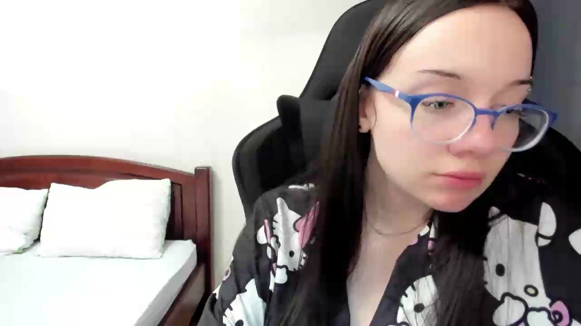 Gallery image thumbnail from Baby_Melania's myfreecams stream on, 07/12/2026, 01:51 image 10 of 20