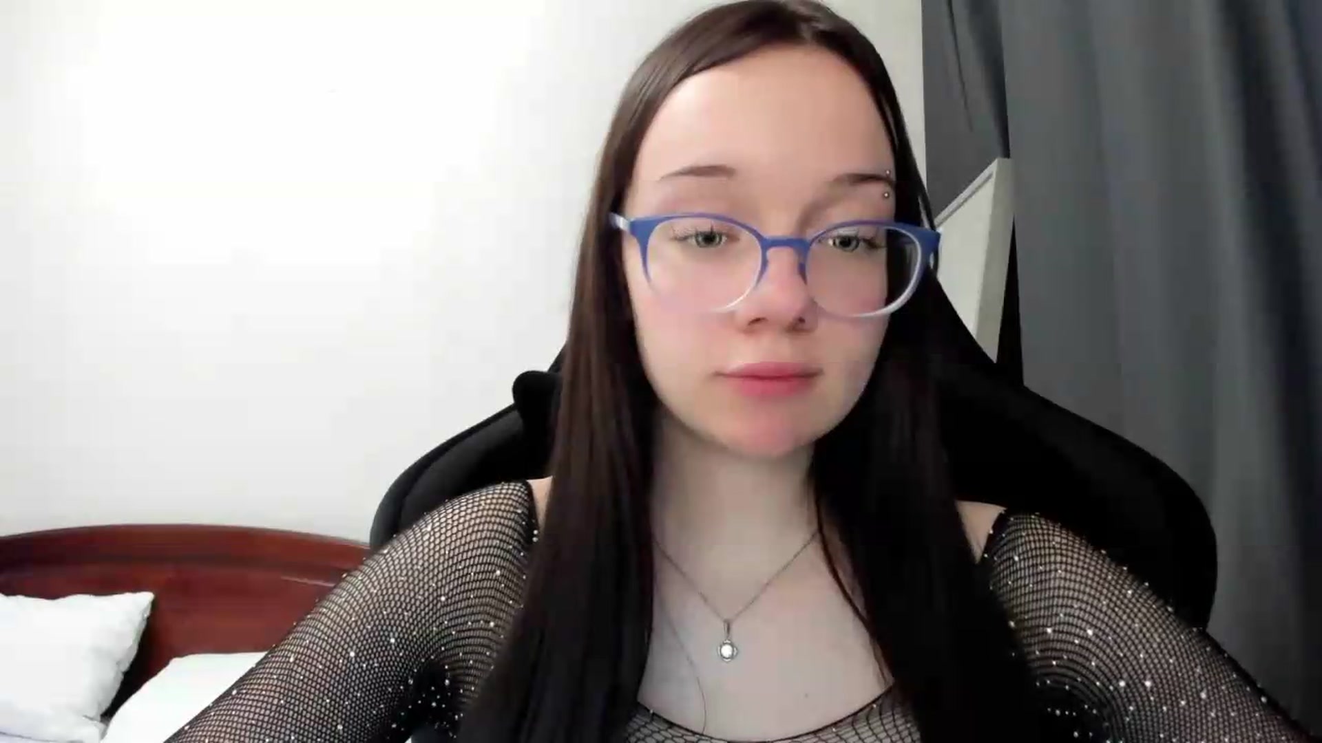 Gallery image thumbnail from Baby_Melania's myfreecams stream on, 07/12/2026, 19:14 image 13 of 20
