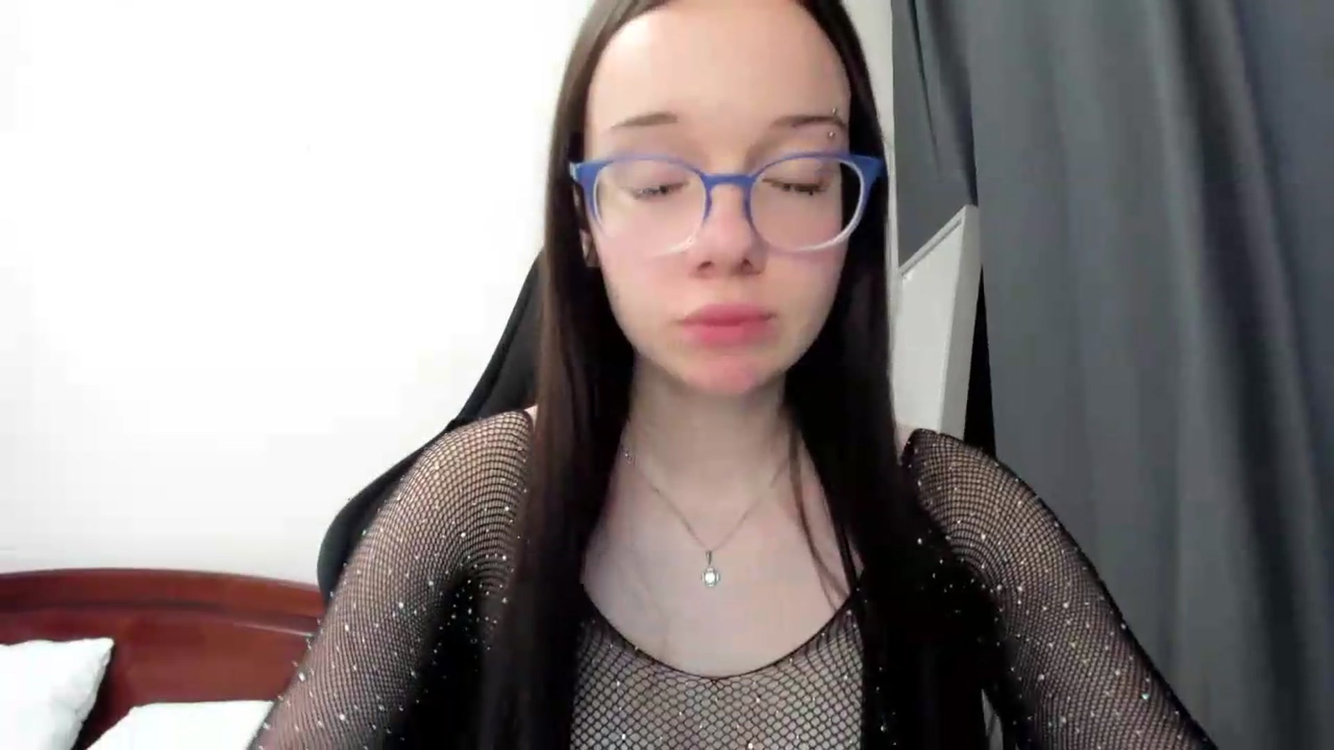 Gallery image thumbnail from Baby_Melania's myfreecams stream on, 07/12/2026, 19:14 image 11 of 20