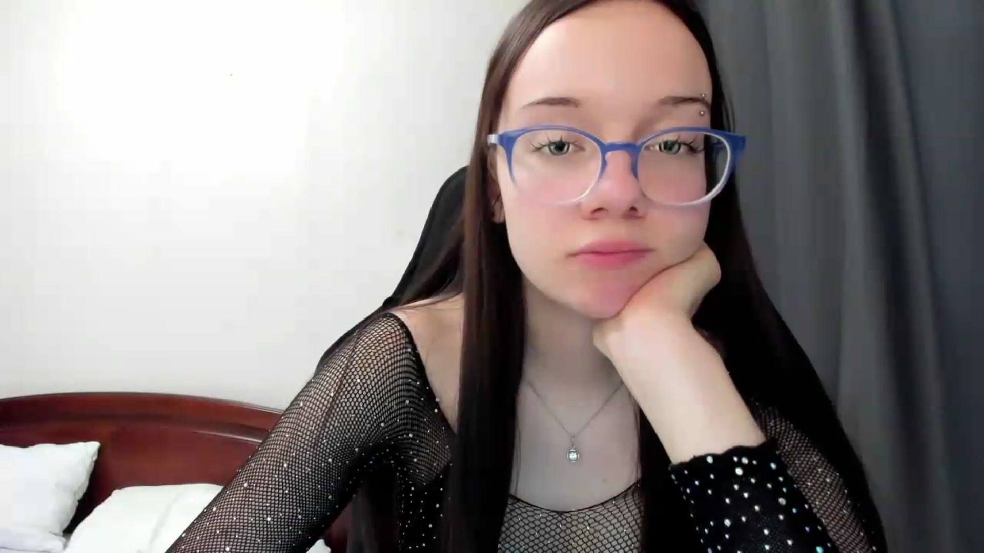 Gallery image thumbnail from Baby_Melania's myfreecams stream on, 07/12/2026, 19:14 image 2 of 20