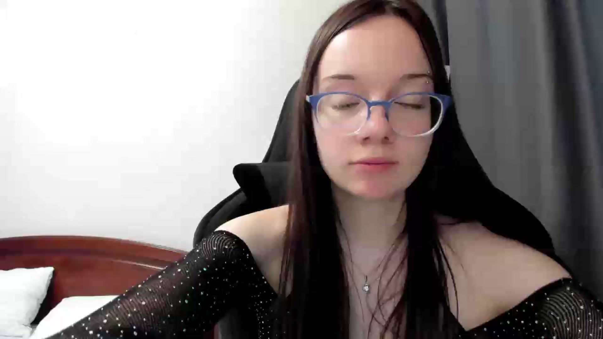 Gallery image thumbnail from Baby_Melania's myfreecams stream on, 07/12/2026, 23:02 image 8 of 20