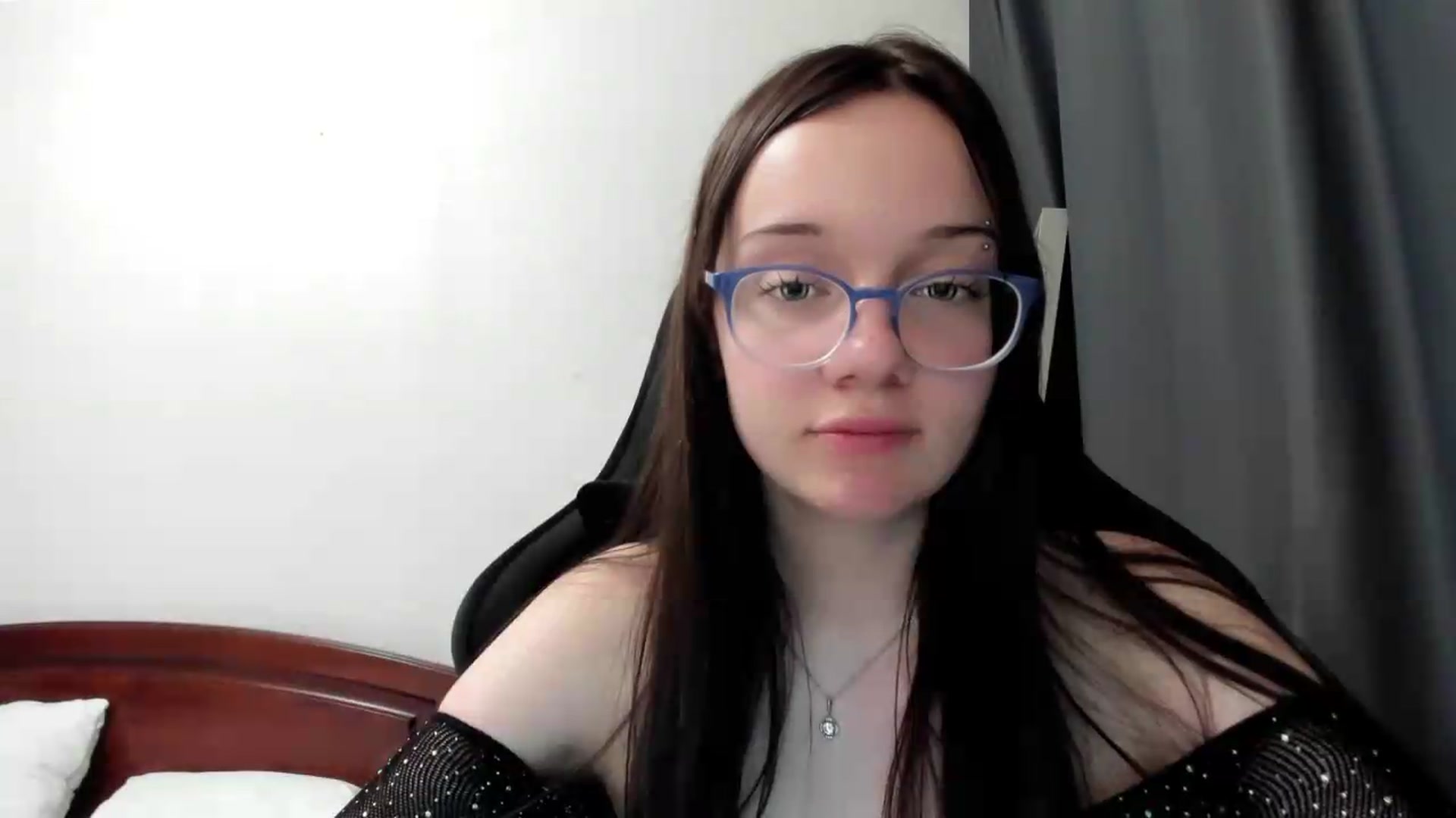 Gallery image thumbnail from Baby_Melania's myfreecams stream on, 07/12/2026, 23:02 image 16 of 20