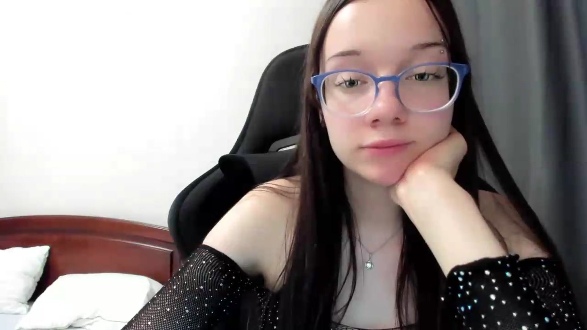 Gallery image thumbnail from Baby_Melania's myfreecams stream on, 07/12/2026, 23:02 image 17 of 20