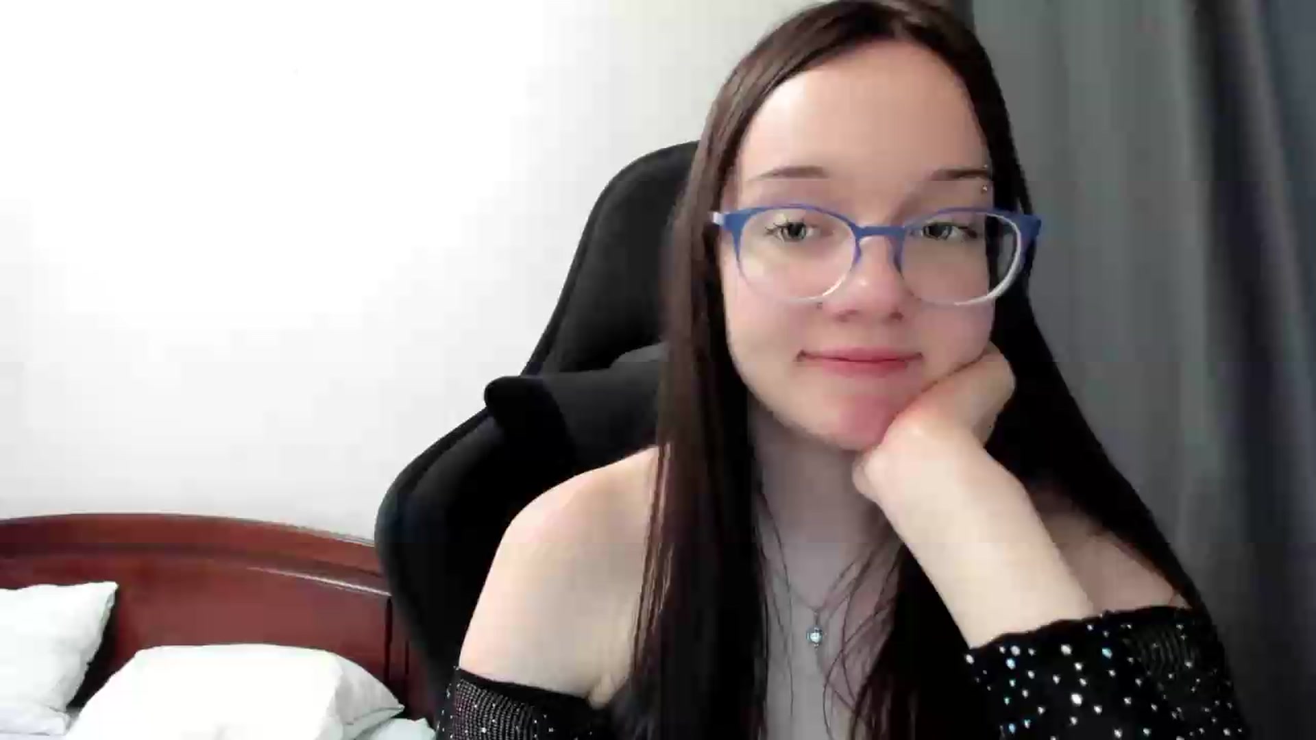 Gallery image thumbnail from Baby_Melania's myfreecams stream on, 07/12/2026, 23:02 image 1 of 20