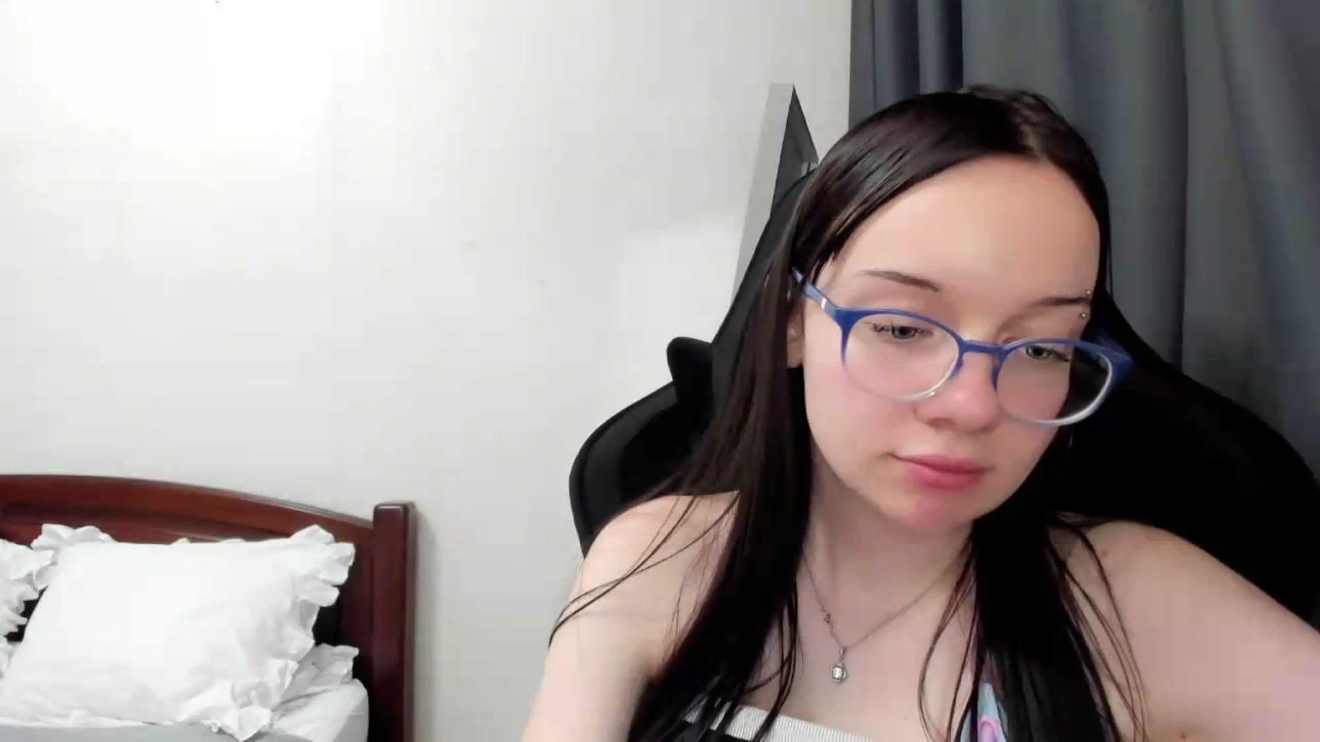 Gallery image thumbnail from Baby_Melania's myfreecams stream on, 07/13/2026, 21:57 image 9 of 20