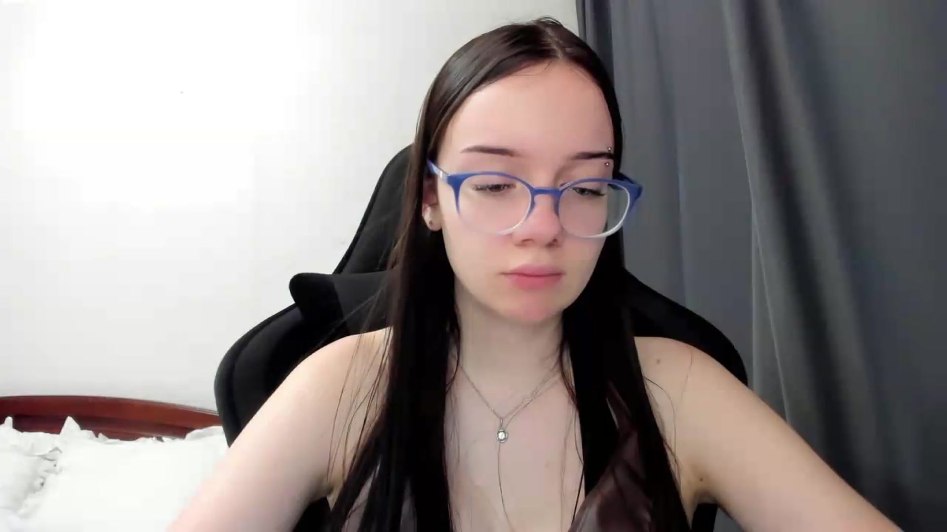 Gallery image thumbnail from Baby_Melania's myfreecams stream on, 07/15/2026, 19:59 image 3 of 20
