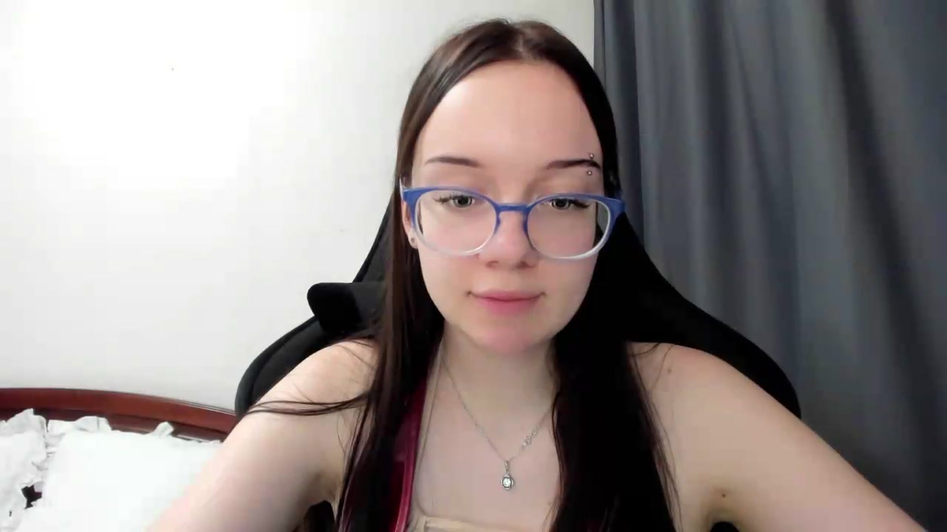 Gallery image thumbnail from Baby_Melania's myfreecams stream on, 07/17/2026, 01:14 image 8 of 20