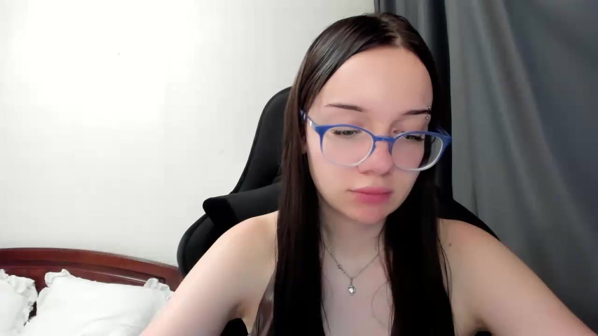 Gallery image thumbnail from Baby_Melania's myfreecams stream on, 07/18/2026, 01:48 image 5 of 20