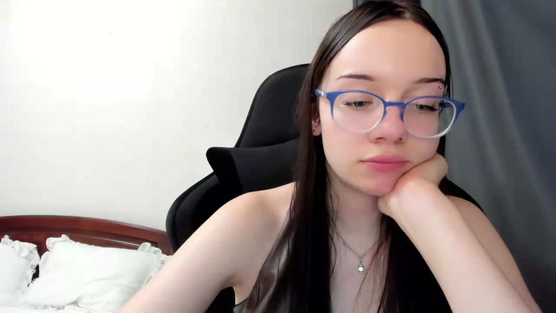 Gallery image thumbnail from Baby_Melania's myfreecams stream on, 07/18/2026, 01:48 image 3 of 20