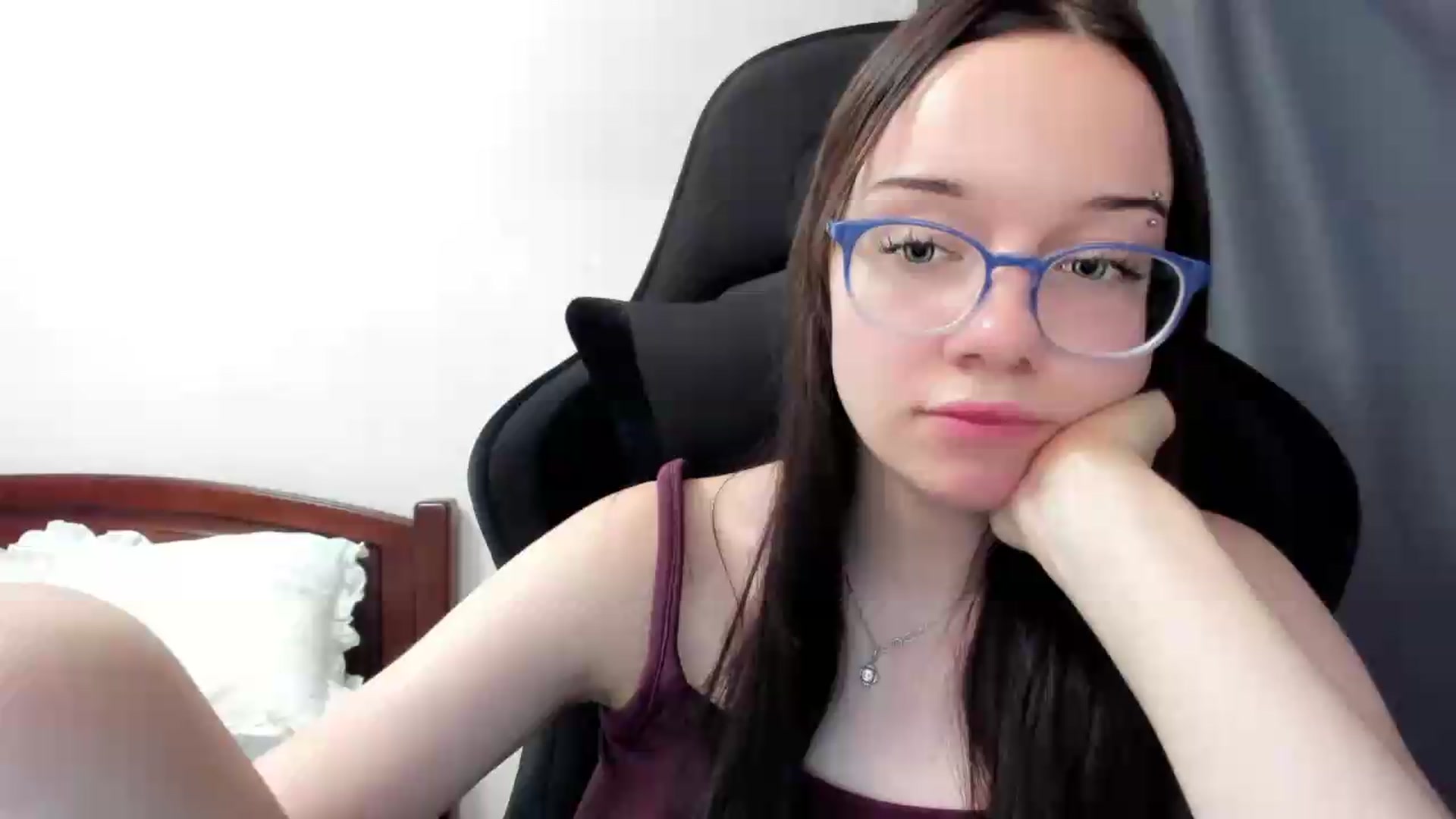 Gallery image thumbnail from Baby_Melania's myfreecams stream on, 07/19/2026, 01:32 image 18 of 20