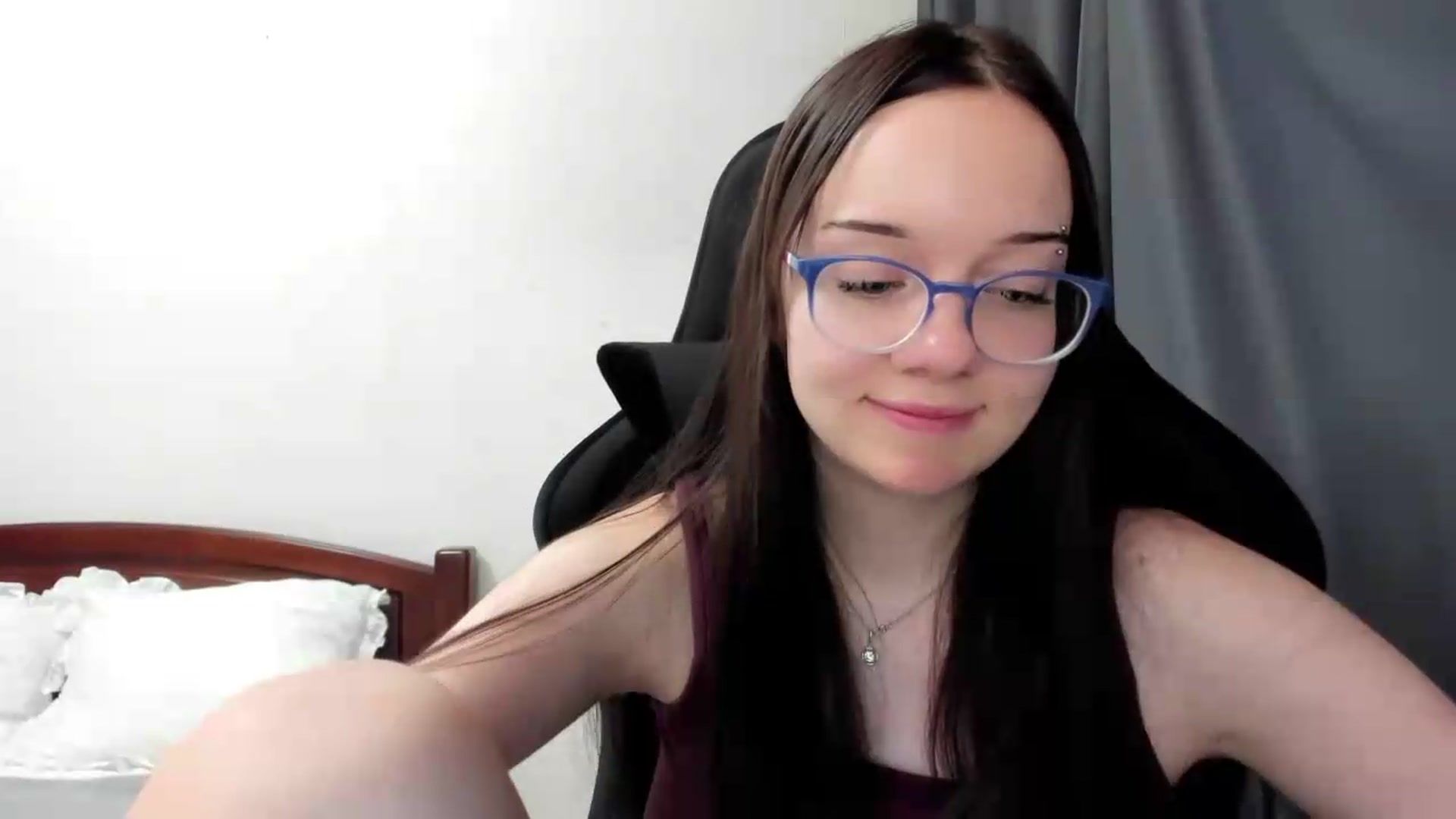 Gallery image thumbnail from Baby_Melania's myfreecams stream on, 07/19/2026, 01:32 image 14 of 20