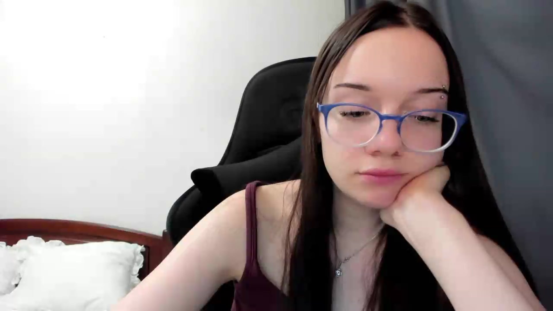 Gallery image thumbnail from Baby_Melania's myfreecams stream on, 07/19/2026, 01:32 image 9 of 20